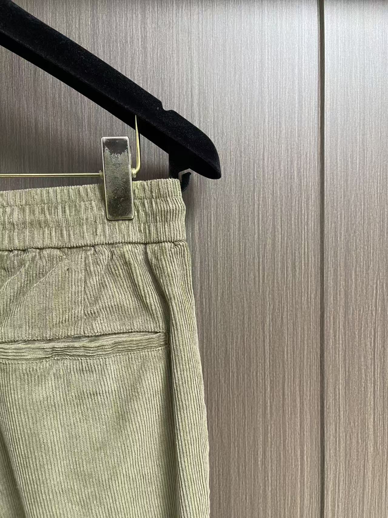 BC  brunello cucinelli 抽绳灯芯绒直筒长裤 定制YB进口灯芯绒材质 面料柔挺舒适 垂顺有型  直筒