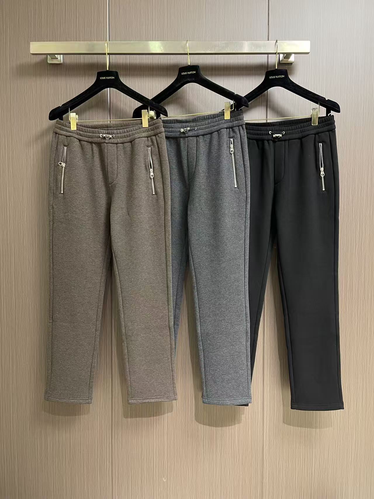 Loro Piana loroPiana  2026FW秋季新款直筒卫裤休闲裤，定制混纺面料软糯舒集高级感度于一体，裤型