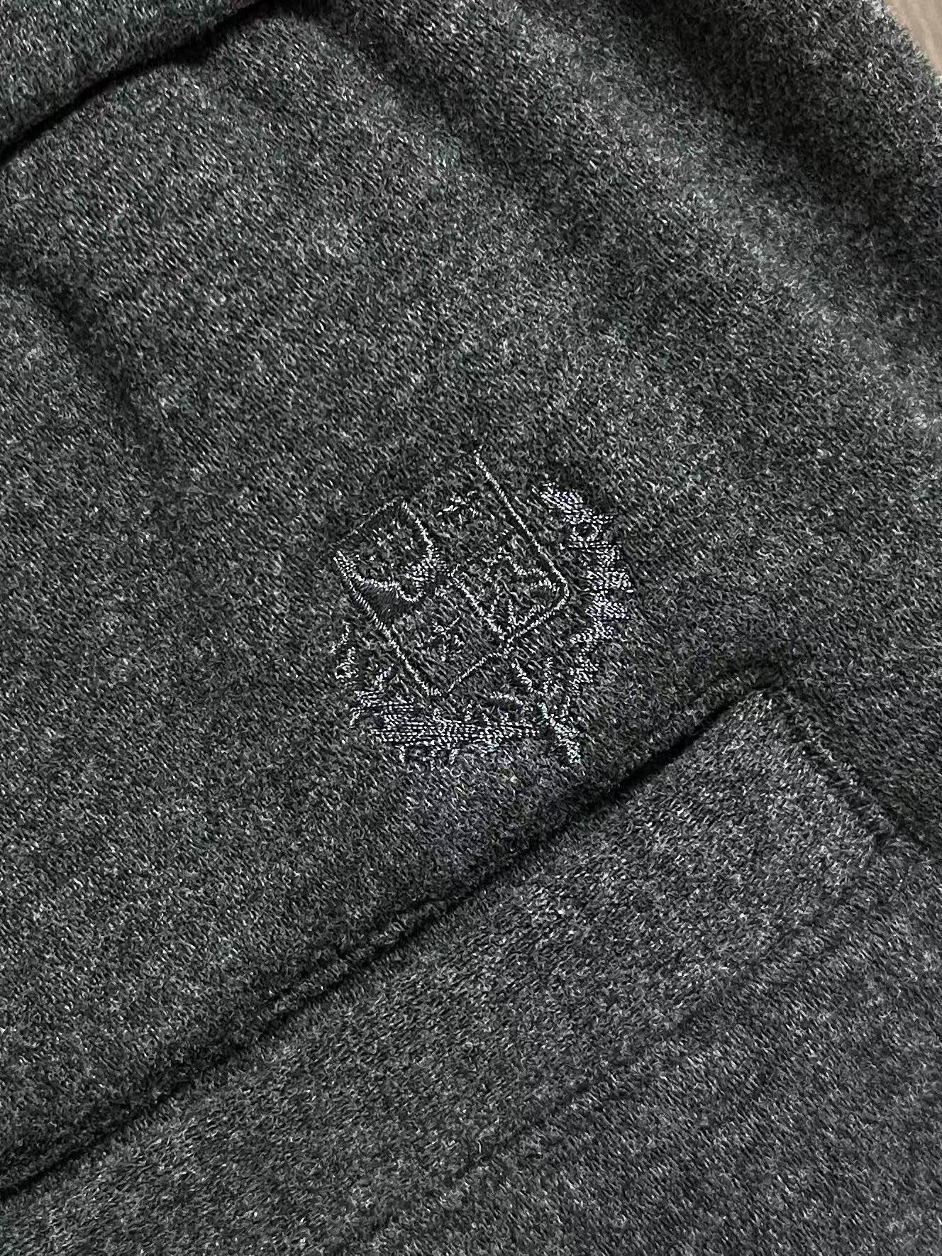 Loro Piana loroPiana  2026FW秋季新款直筒卫裤休闲裤，定制混纺面料软糯舒集高级感度于一体，裤型