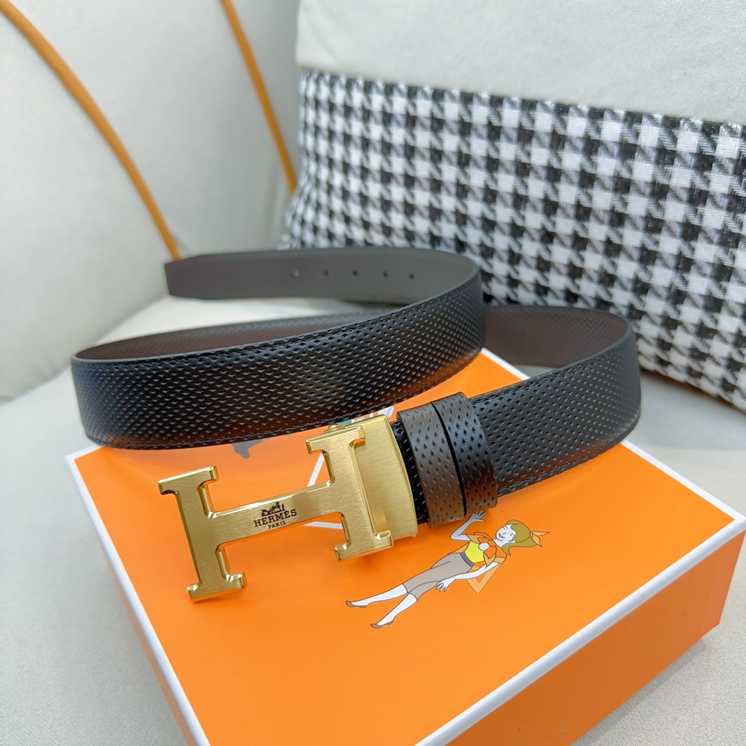 Hermès Rare pair of H family. First layer cowhide, width 3.5CM