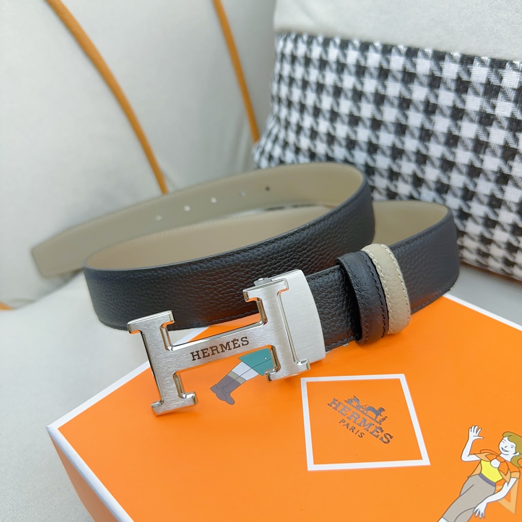 Hermès Rare pair of H family. First layer cowhide, width 3.5CM
