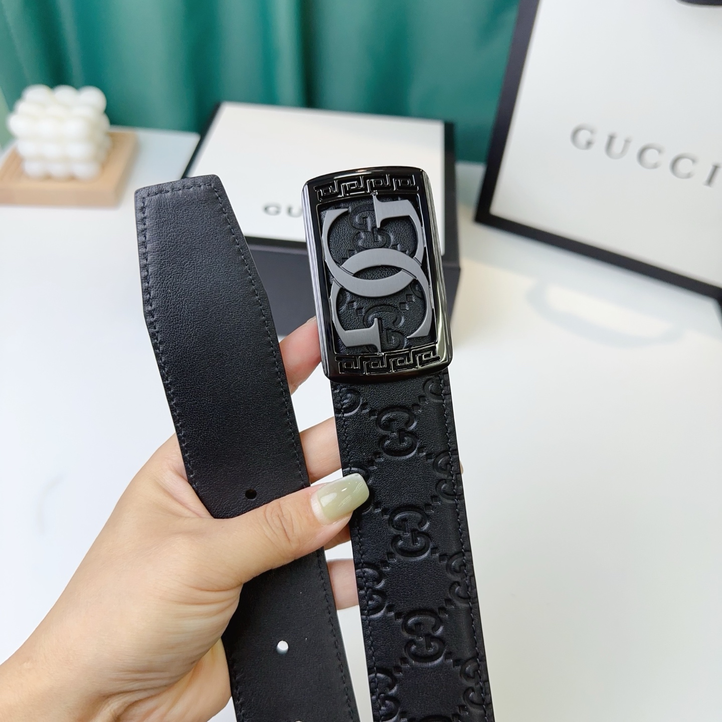 品牌：【Gucci】新款进口小牛皮，手感细腻柔软。搭配纯钢精品钢扣，男士必备！宽度：3.8cm