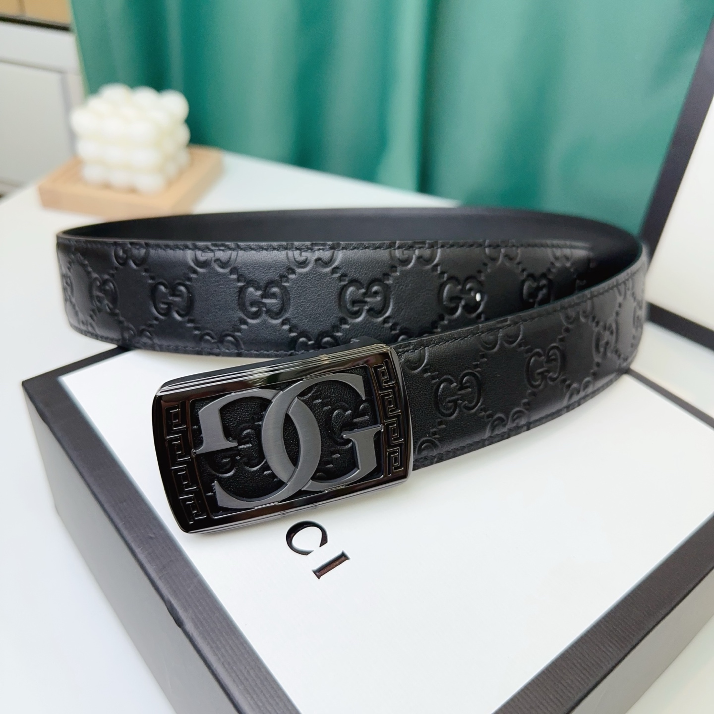 品牌：【Gucci】新款进口小牛皮，手感细腻柔软。搭配纯钢精品钢扣，男士必备！宽度：3.8cm