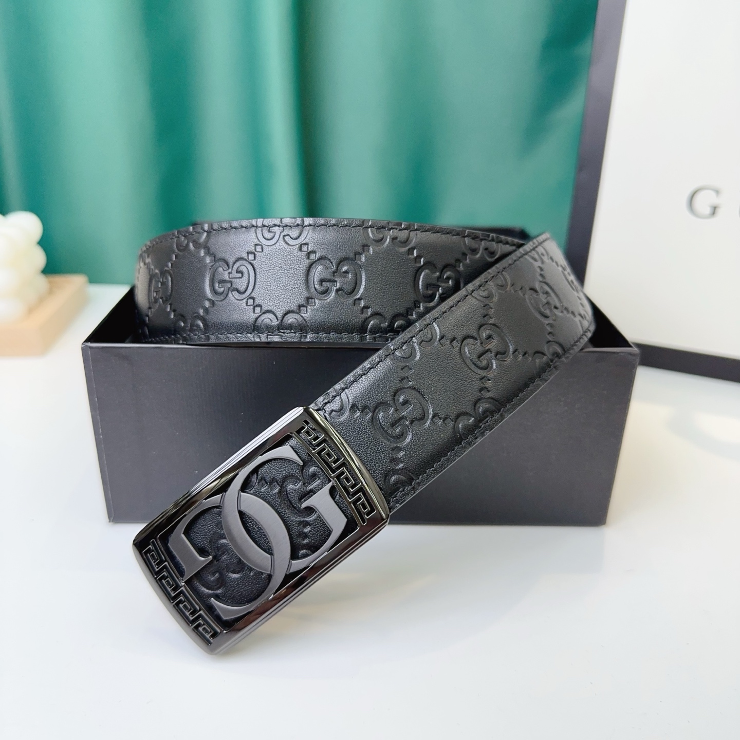 品牌：【Gucci】新款进口小牛皮，手感细腻柔软。搭配纯钢精品钢扣，男士必备！宽度：3.8cm