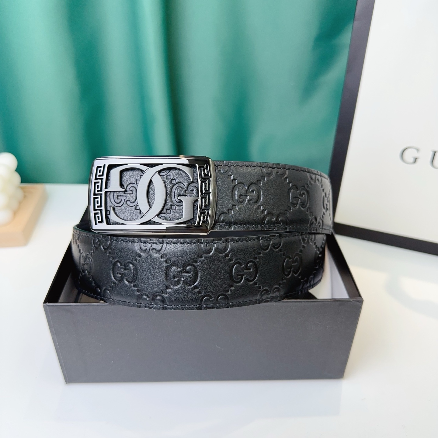 品牌：【Gucci】新款进口小牛皮，手感细腻柔软。搭配纯钢精品钢扣，男士必备！宽度：3.8cm