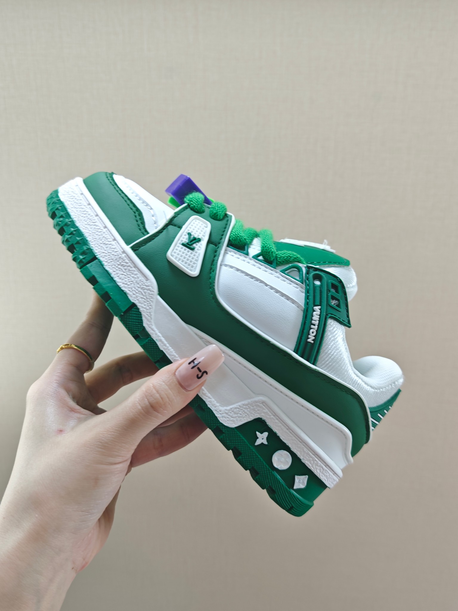 图片[2]-🚦LV小胖丁儿童板鞋•尺码表🔻 量好脚长才是选码关键✔️ 🚨不同品牌，不同系列的鞋子，鞋码会存在差异，一定要量好宝宝脚长，脚长对照尺码表【参考适合脚长】选码数 🚨孩子3个月脚长就会有变化，多花一分钟选码，节省换码一周的时间👊-选品中心