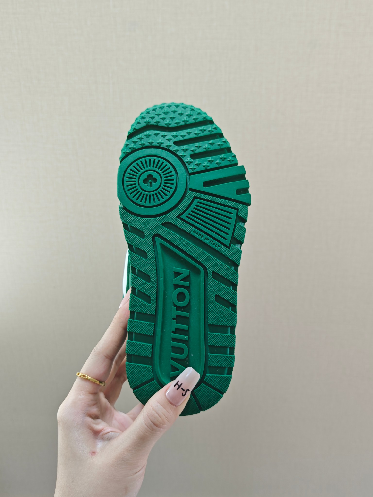 图片[6]-🚦LV小胖丁儿童板鞋•尺码表🔻 量好脚长才是选码关键✔️ 🚨不同品牌，不同系列的鞋子，鞋码会存在差异，一定要量好宝宝脚长，脚长对照尺码表【参考适合脚长】选码数 🚨孩子3个月脚长就会有变化，多花一分钟选码，节省换码一周的时间👊-选品中心