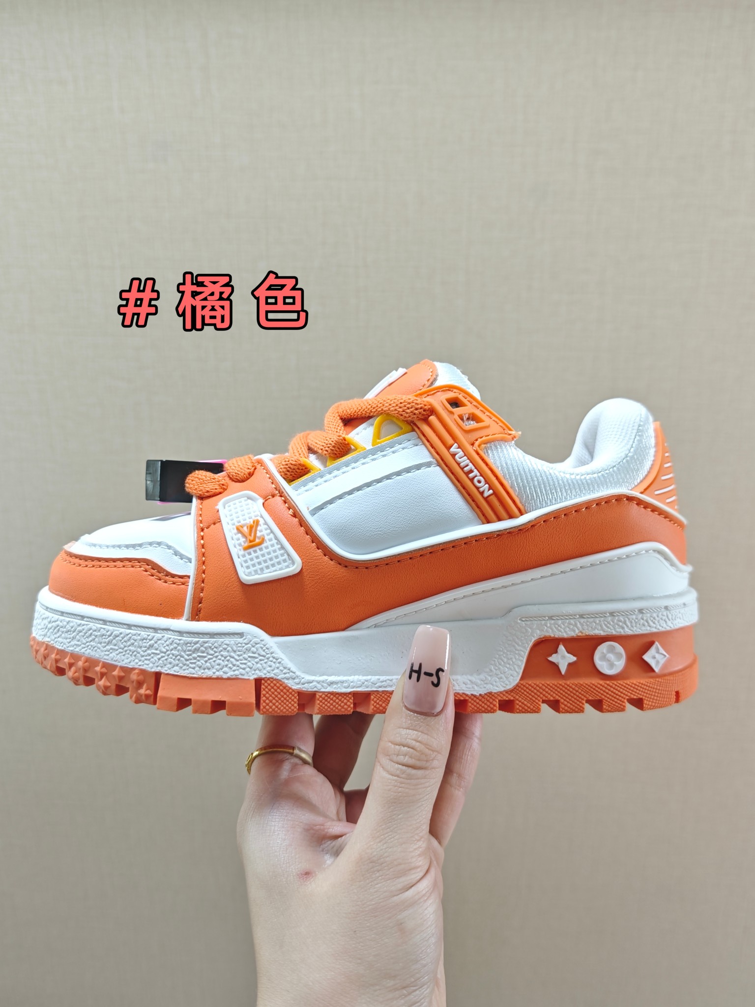 价 🚦LV小胖丁儿童板鞋•尺码表🔻 量好脚长才是选码关键✔️ 🚨不同品牌,不同系列的鞋子,鞋码会存在差异,一定要量好宝宝脚长,脚长对照尺码表【参考适合脚长】选码数 🚨孩子3个月脚长就会有变化,多花一分钟选码,节省换码一周的时间👊-选品中心