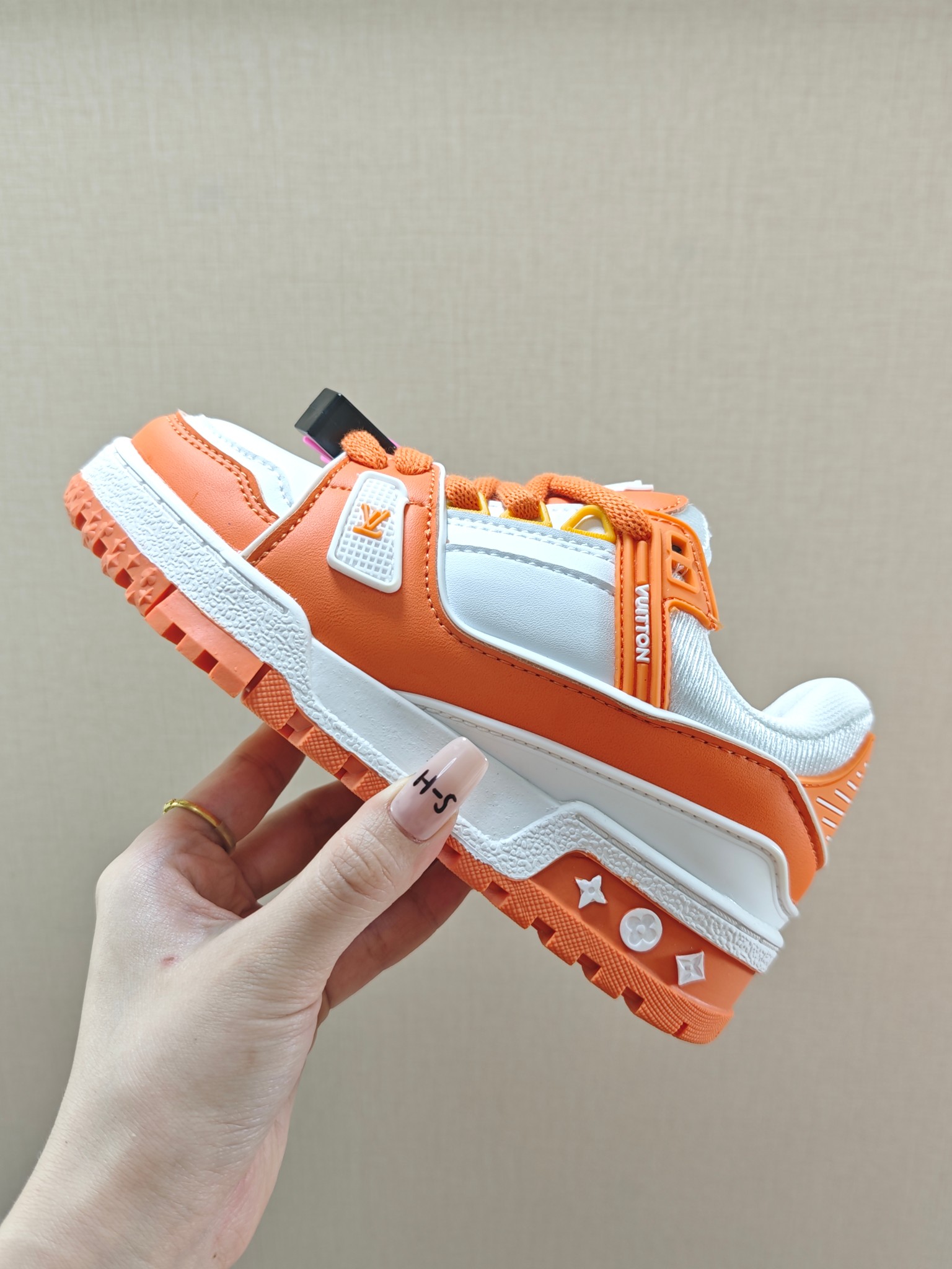 图片[2]-价 🚦LV小胖丁儿童板鞋•尺码表🔻 量好脚长才是选码关键✔️ 🚨不同品牌，不同系列的鞋子，鞋码会存在差异，一定要量好宝宝脚长，脚长对照尺码表【参考适合脚长】选码数 🚨孩子3个月脚长就会有变化，多花一分钟选码，节省换码一周的时间👊-选品中心