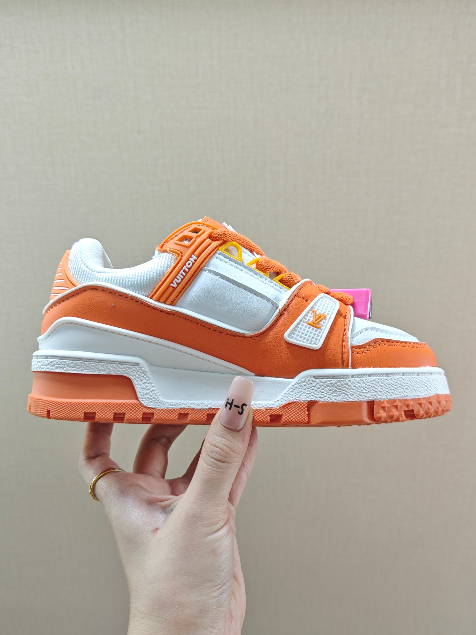 图片[3]-价 🚦LV小胖丁儿童板鞋•尺码表🔻 量好脚长才是选码关键✔️ 🚨不同品牌，不同系列的鞋子，鞋码会存在差异，一定要量好宝宝脚长，脚长对照尺码表【参考适合脚长】选码数 🚨孩子3个月脚长就会有变化，多花一分钟选码，节省换码一周的时间👊-选品中心