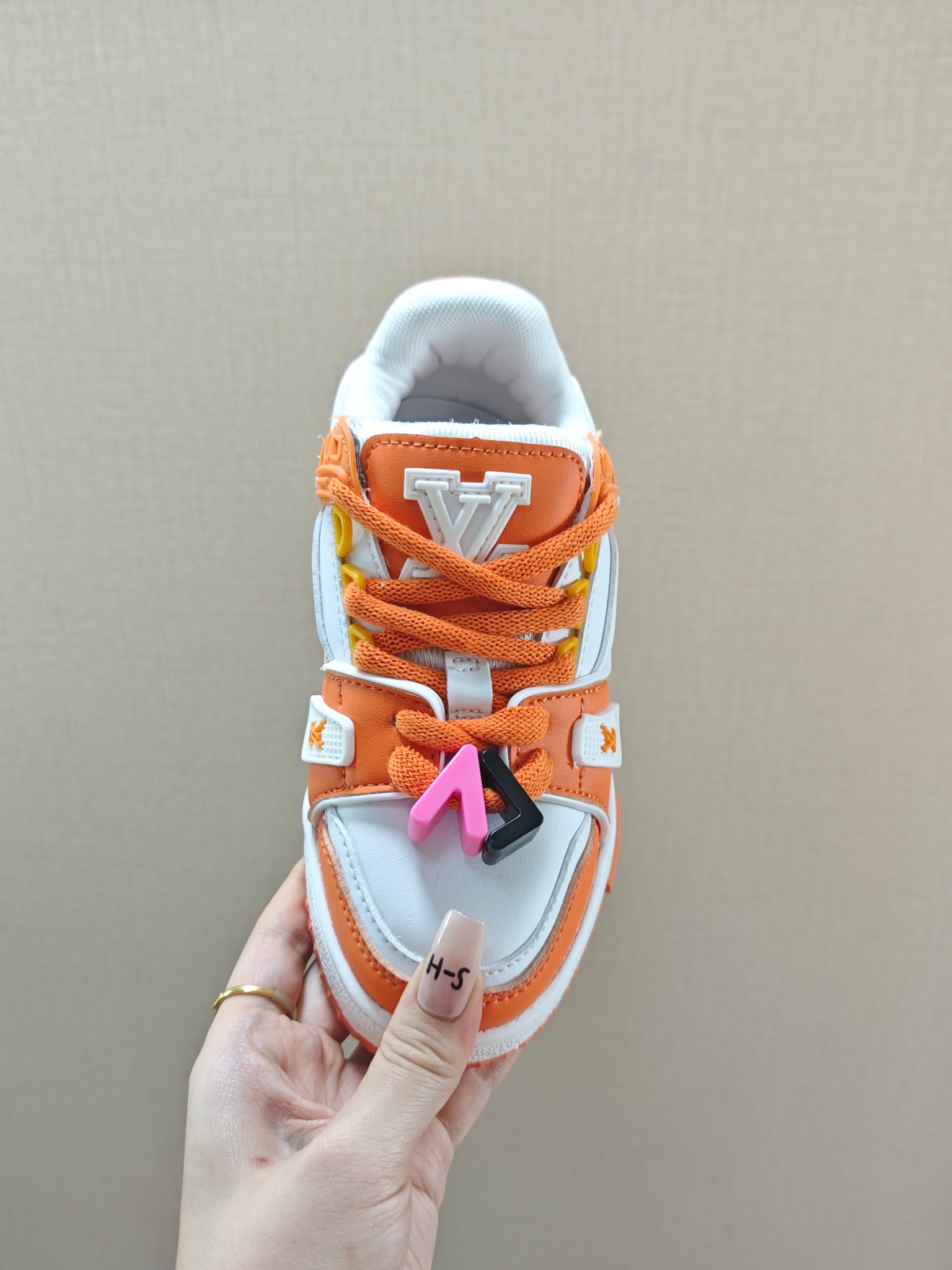 图片[5]-价 🚦LV小胖丁儿童板鞋•尺码表🔻 量好脚长才是选码关键✔️ 🚨不同品牌，不同系列的鞋子，鞋码会存在差异，一定要量好宝宝脚长，脚长对照尺码表【参考适合脚长】选码数 🚨孩子3个月脚长就会有变化，多花一分钟选码，节省换码一周的时间👊-选品中心