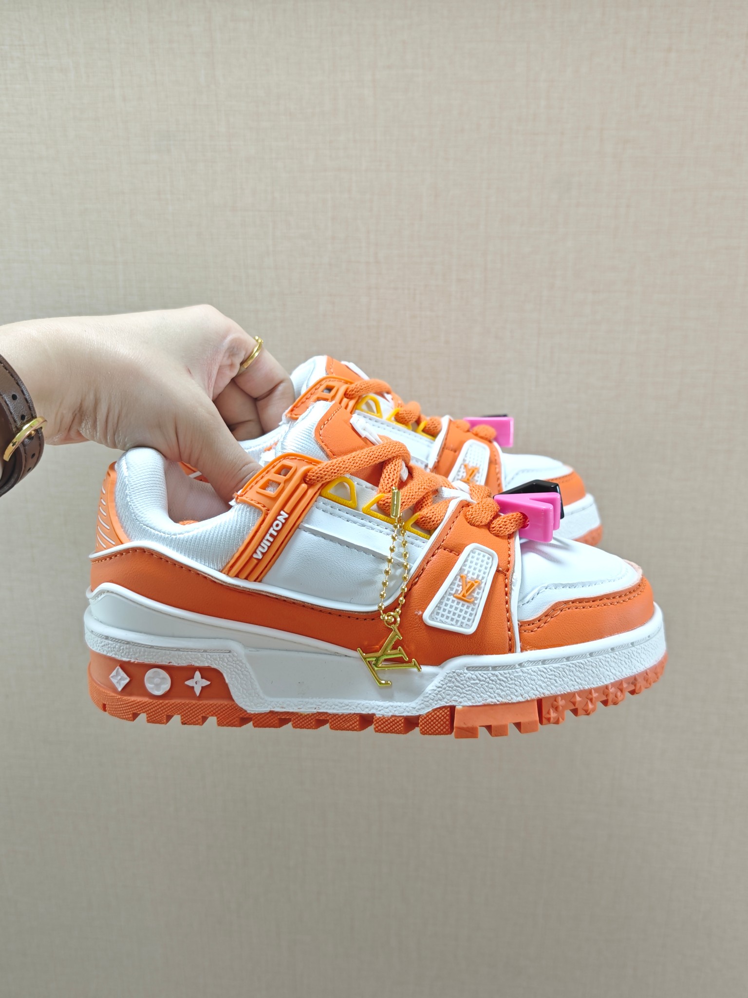 图片[8]-价 🚦LV小胖丁儿童板鞋•尺码表🔻 量好脚长才是选码关键✔️ 🚨不同品牌，不同系列的鞋子，鞋码会存在差异，一定要量好宝宝脚长，脚长对照尺码表【参考适合脚长】选码数 🚨孩子3个月脚长就会有变化，多花一分钟选码，节省换码一周的时间👊-选品中心