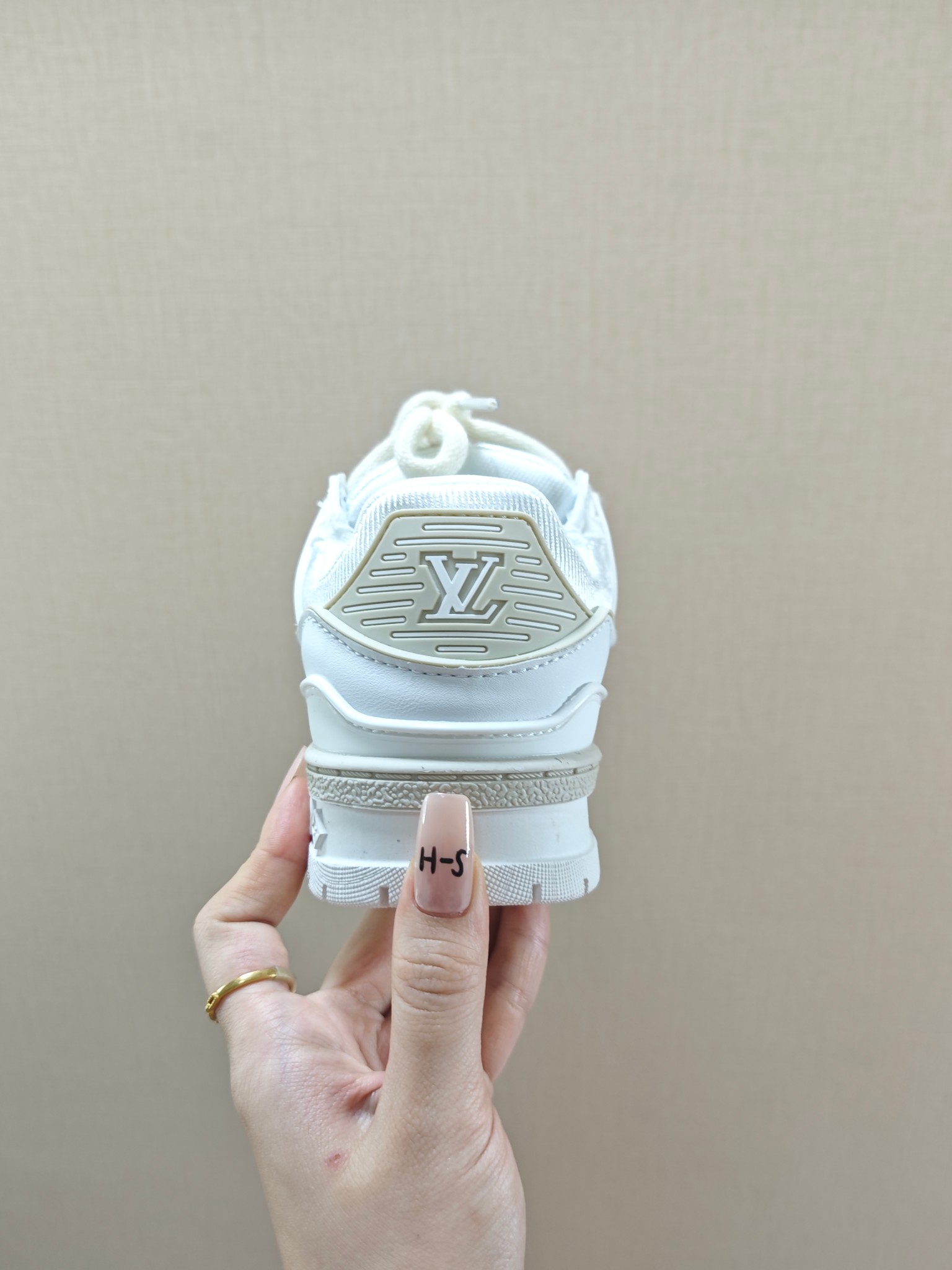 图片[4]-价 🚦LV小胖丁儿童板鞋•尺码表🔻 量好脚长才是选码关键✔️ 🚨不同品牌，不同系列的鞋子，鞋码会存在差异，一定要量好宝宝脚长，脚长对照尺码表【参考适合脚长】选码数 🚨孩子3个月脚长就会有变化，多花一分钟选码，节省换码一周的时间👊-选品中心