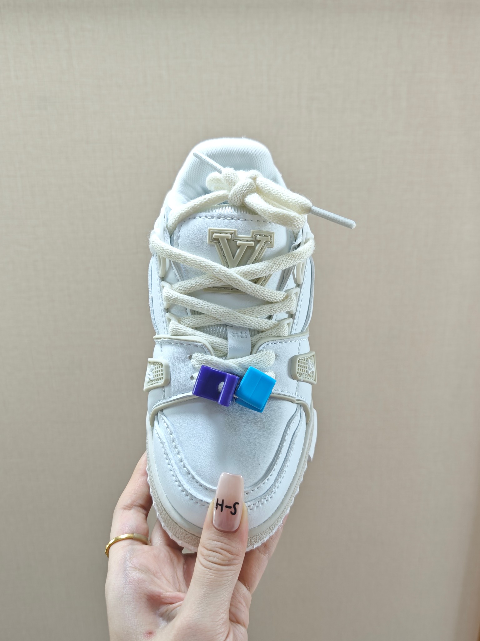 图片[5]-价 🚦LV小胖丁儿童板鞋•尺码表🔻 量好脚长才是选码关键✔️ 🚨不同品牌，不同系列的鞋子，鞋码会存在差异，一定要量好宝宝脚长，脚长对照尺码表【参考适合脚长】选码数 🚨孩子3个月脚长就会有变化，多花一分钟选码，节省换码一周的时间👊-选品中心