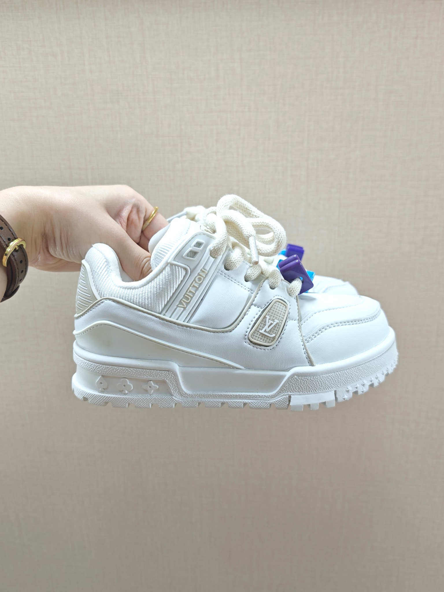 图片[8]-价 🚦LV小胖丁儿童板鞋•尺码表🔻 量好脚长才是选码关键✔️ 🚨不同品牌，不同系列的鞋子，鞋码会存在差异，一定要量好宝宝脚长，脚长对照尺码表【参考适合脚长】选码数 🚨孩子3个月脚长就会有变化，多花一分钟选码，节省换码一周的时间👊-选品中心