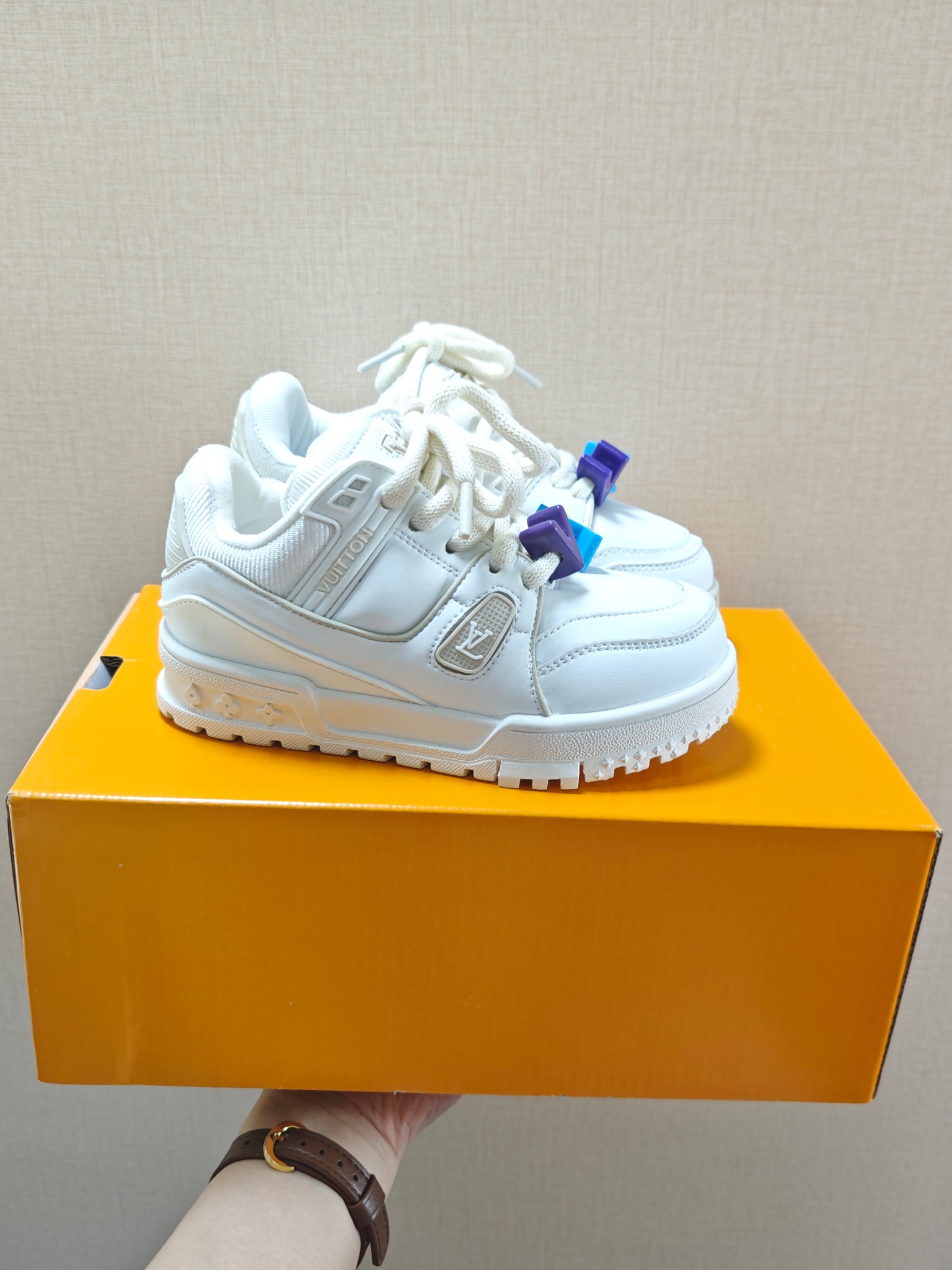 图片[9]-价 🚦LV小胖丁儿童板鞋•尺码表🔻 量好脚长才是选码关键✔️ 🚨不同品牌，不同系列的鞋子，鞋码会存在差异，一定要量好宝宝脚长，脚长对照尺码表【参考适合脚长】选码数 🚨孩子3个月脚长就会有变化，多花一分钟选码，节省换码一周的时间👊-选品中心