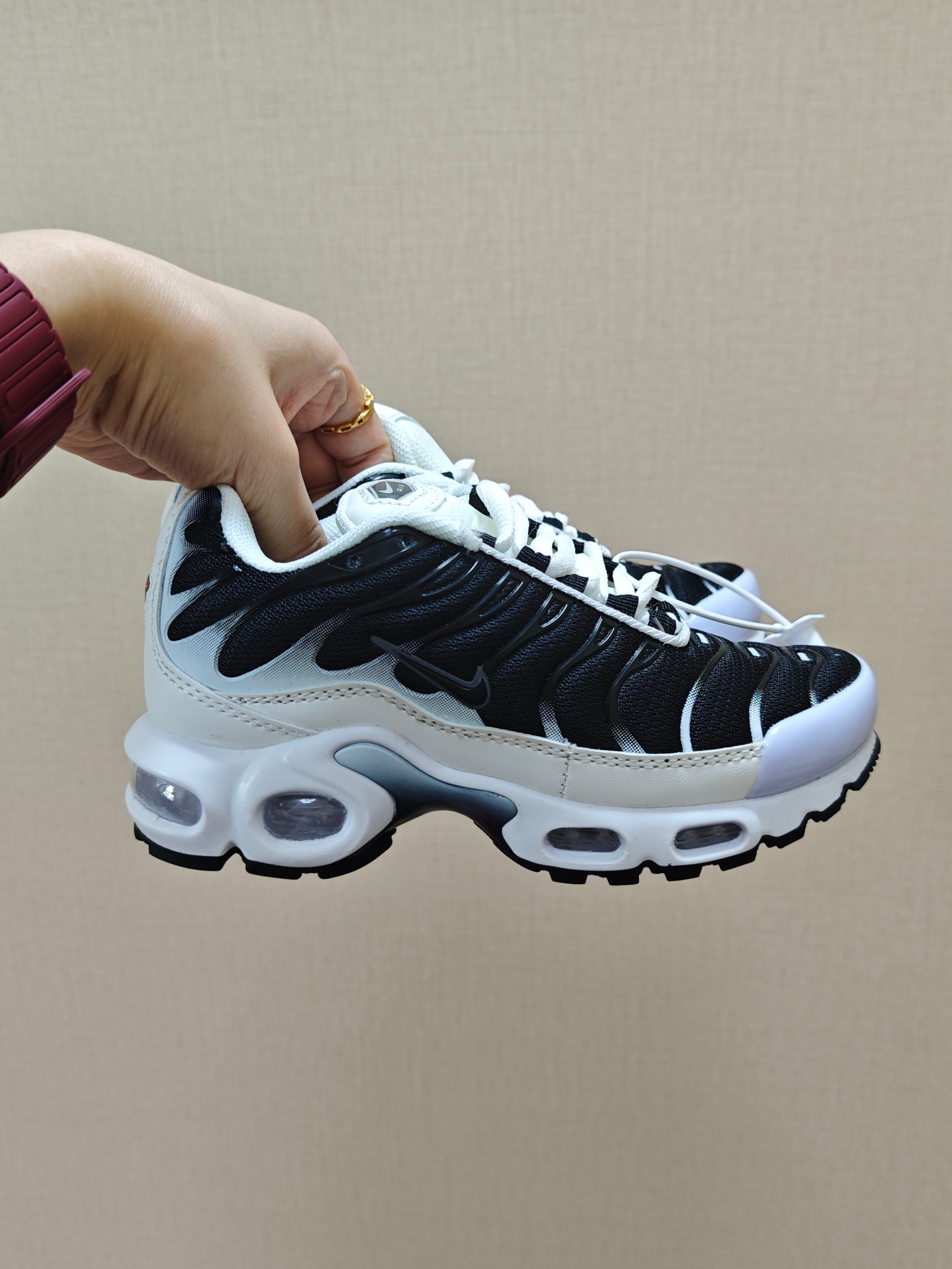 图片[8]-耐克 MAX plus全掌气垫儿童运动鞋 尺码：24-35码 超赞的全掌气垫，脚感超舒适👍🏻 优质鞋面拼接，质感满满💯 上学运动都是超合适单品❤️-选品中心