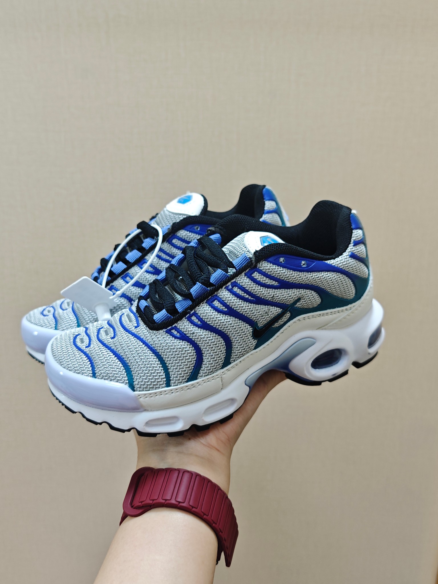 图片[7]-耐克 MAX plus全掌气垫儿童运动鞋 尺码：24-35码 超赞的全掌气垫，脚感超舒适👍🏻 优质鞋面拼接，质感满满💯 上学运动都是超合适单品❤️-选品中心