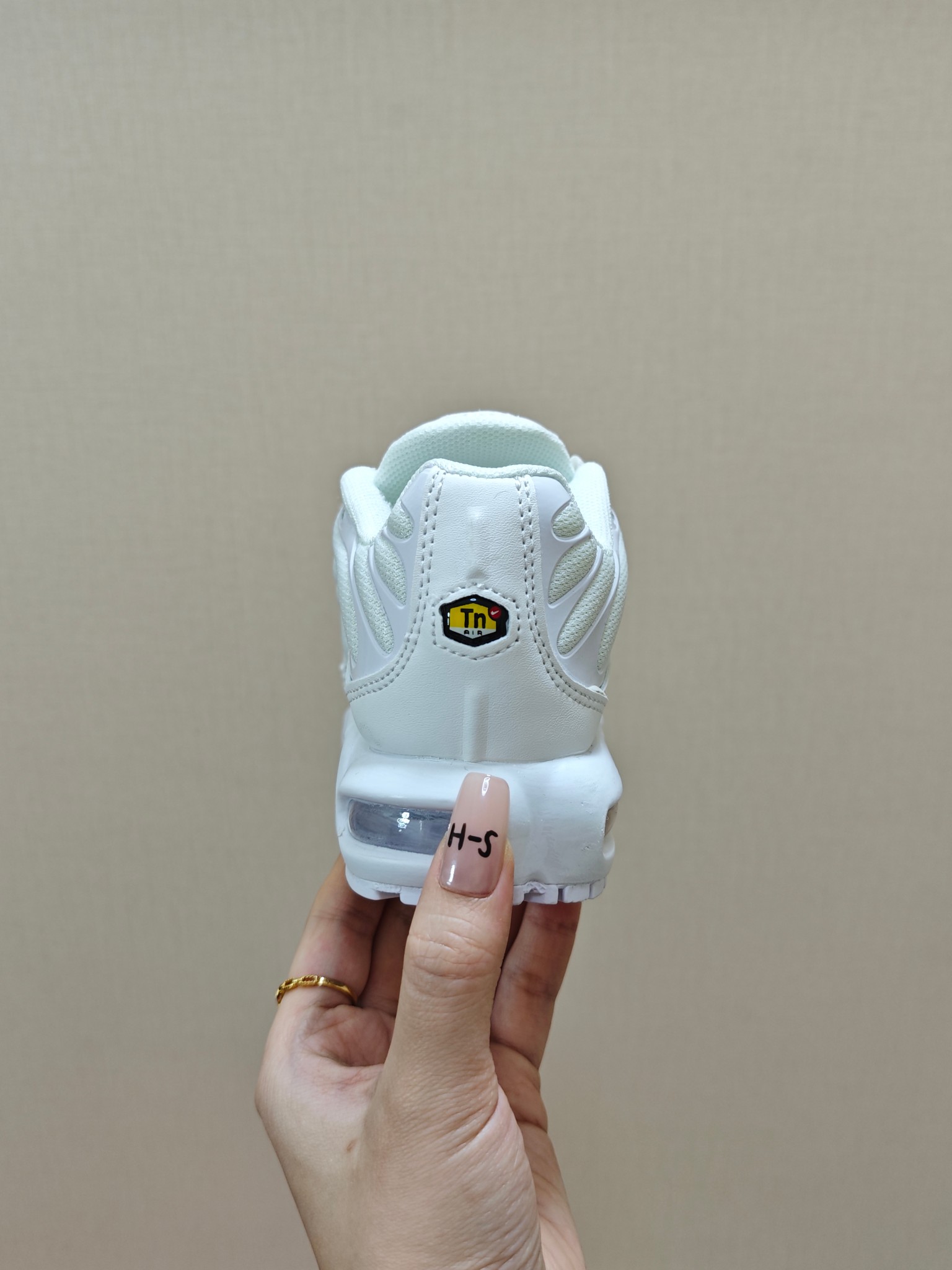 图片[5]-耐克 MAX plus全掌气垫儿童运动鞋 尺码：24-35码 超赞的全掌气垫，脚感超舒适👍🏻 优质鞋面拼接，质感满满💯 上学运动都是超合适单品❤️-选品中心