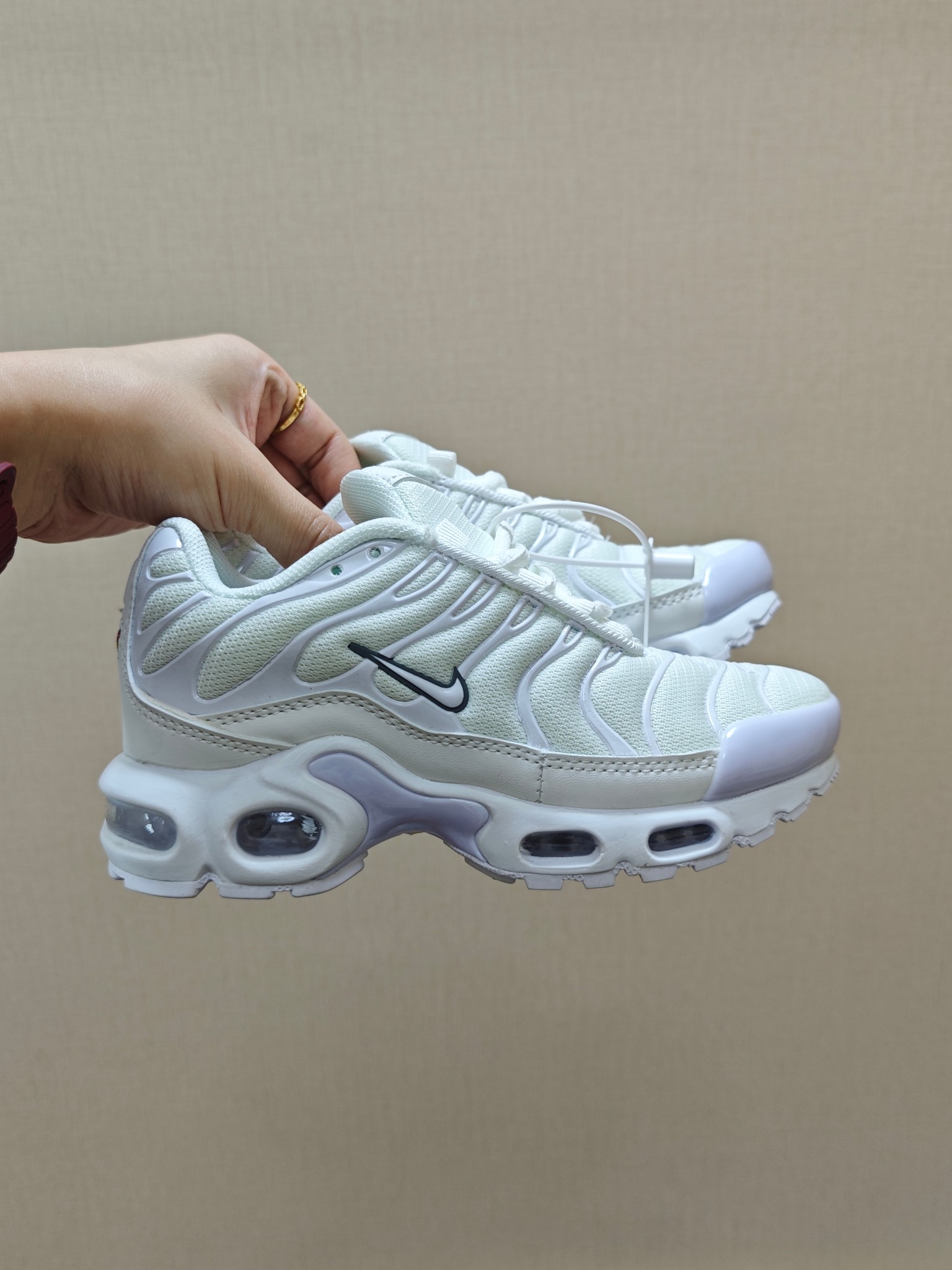 图片[8]-耐克 MAX plus全掌气垫儿童运动鞋 尺码：24-35码 超赞的全掌气垫，脚感超舒适👍🏻 优质鞋面拼接，质感满满💯 上学运动都是超合适单品❤️-选品中心