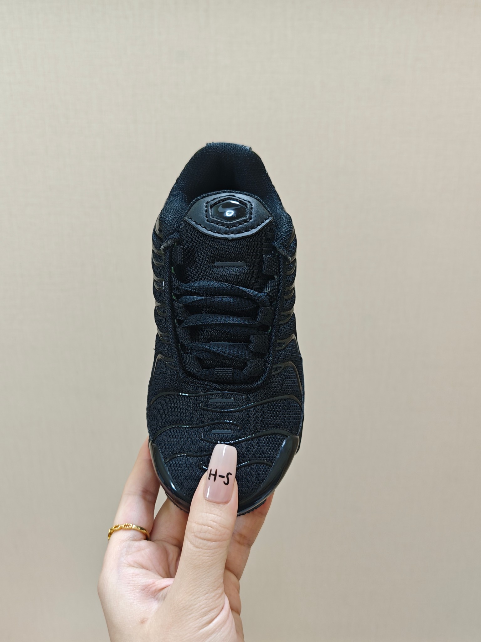 图片[4]-耐克 MAX plus全掌气垫儿童运动鞋 尺码：24-35码 超赞的全掌气垫，脚感超舒适👍🏻 优质鞋面拼接，质感满满💯 上学运动都是超合适单品❤️-选品中心