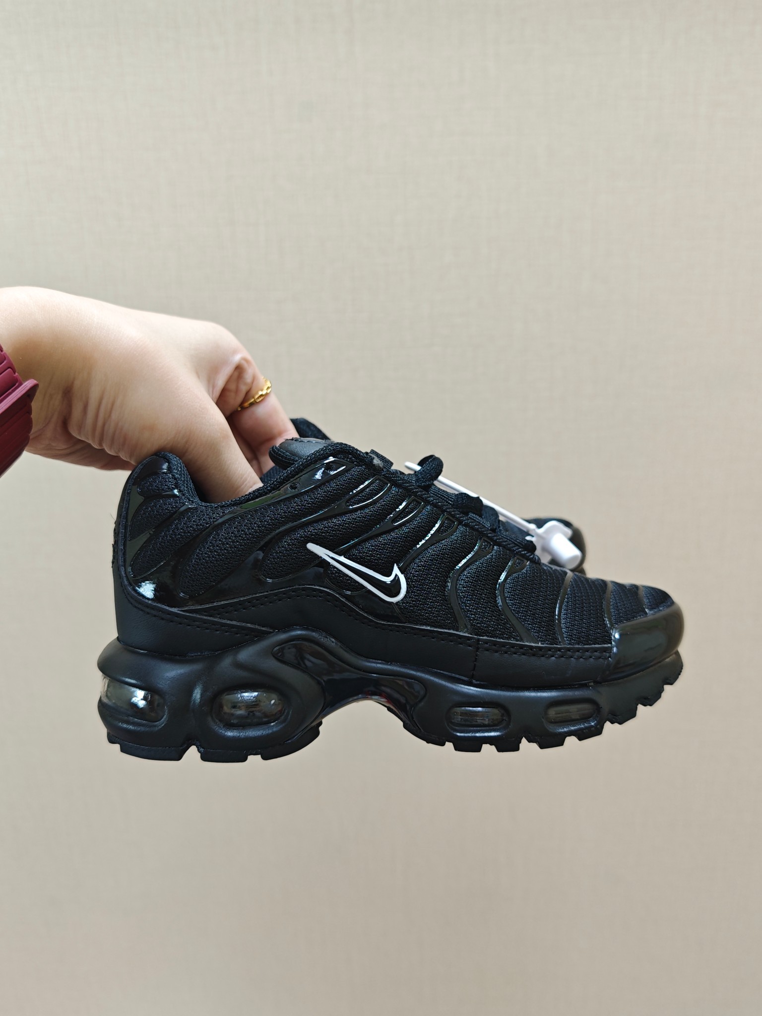 图片[8]-耐克 MAX plus全掌气垫儿童运动鞋 尺码：24-35码 超赞的全掌气垫，脚感超舒适👍🏻 优质鞋面拼接，质感满满💯 上学运动都是超合适单品❤️-选品中心