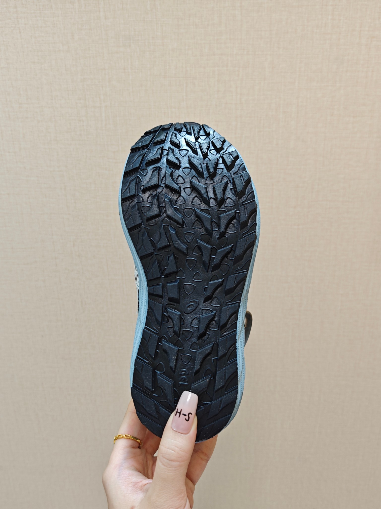 图片[6]-ASICS亚瑟士童鞋GEL-SONOMA FE儿童夏季户外徒步登山鞋 ❤️ 尺码：27-39 松紧带调节方便！好穿又好搭真的没话说，轻量还舒适透气，橡胶大底走路也很稳很扎实，好穿又时髦。-选品中心