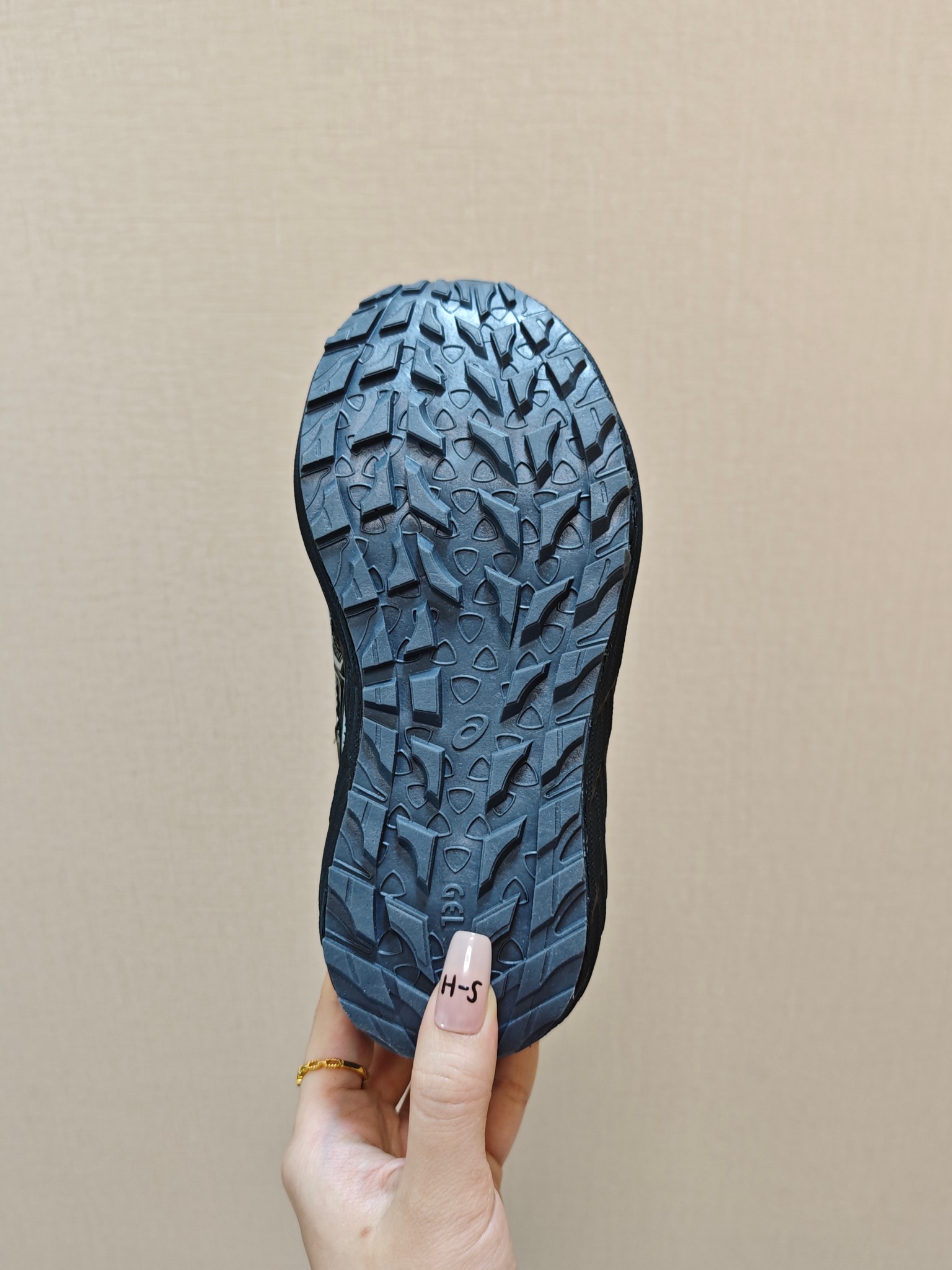 图片[7]-ASICS亚瑟士童鞋GEL-SONOMA FE儿童夏季户外徒步登山鞋 ❤️ 尺码：27-39 松紧带调节方便！好穿又好搭真的没话说，轻量还舒适透气，橡胶大底走路也很稳很扎实，好穿又时髦。-选品中心