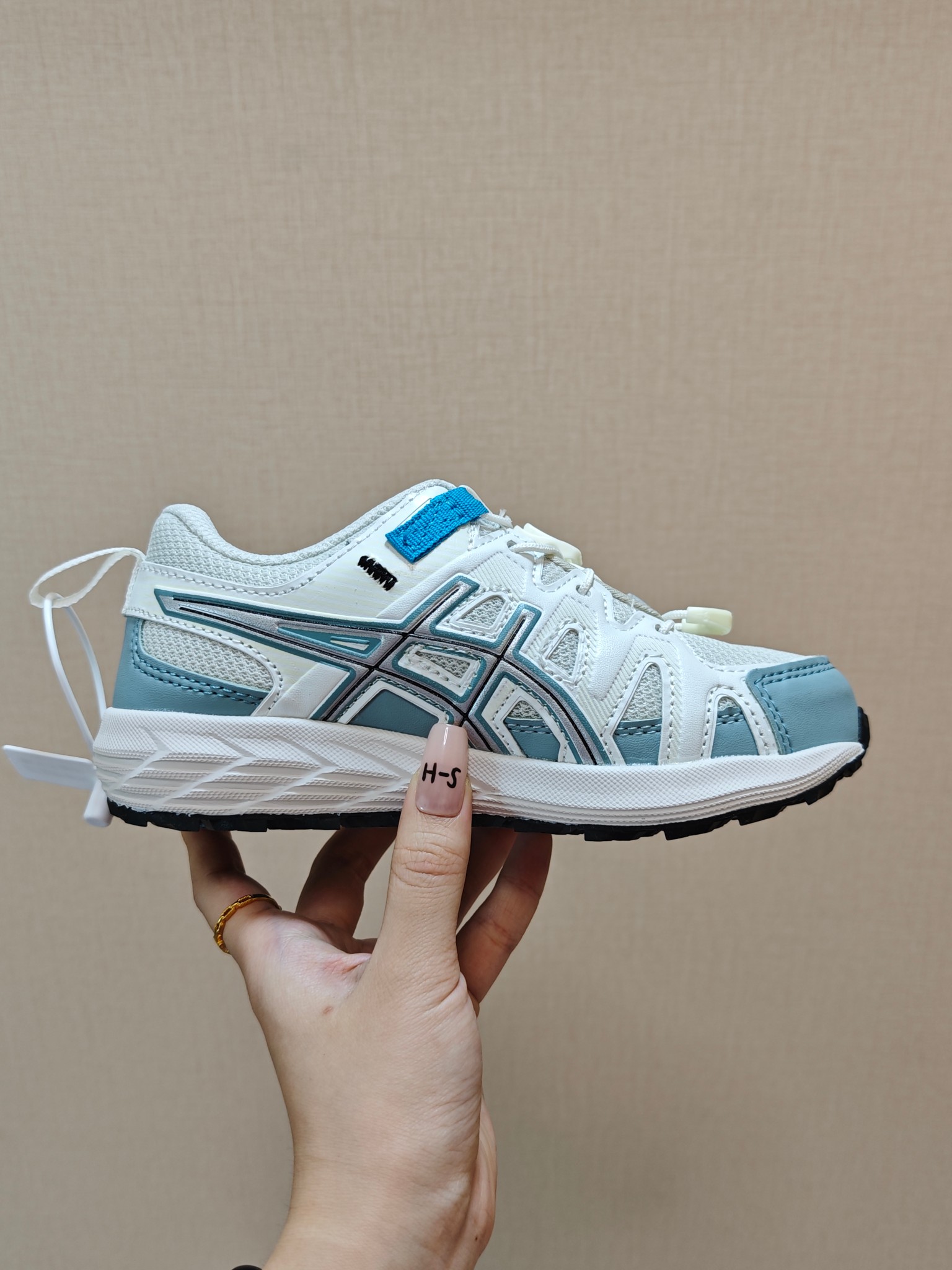 图片[3]-ASICS亚瑟士童鞋GEL-SONOMA FE儿童夏季户外徒步登山鞋 ❤️ 尺码：27-39 松紧带调节方便！好穿又好搭真的没话说，轻量还舒适透气，橡胶大底走路也很稳很扎实，好穿又时髦。-选品中心