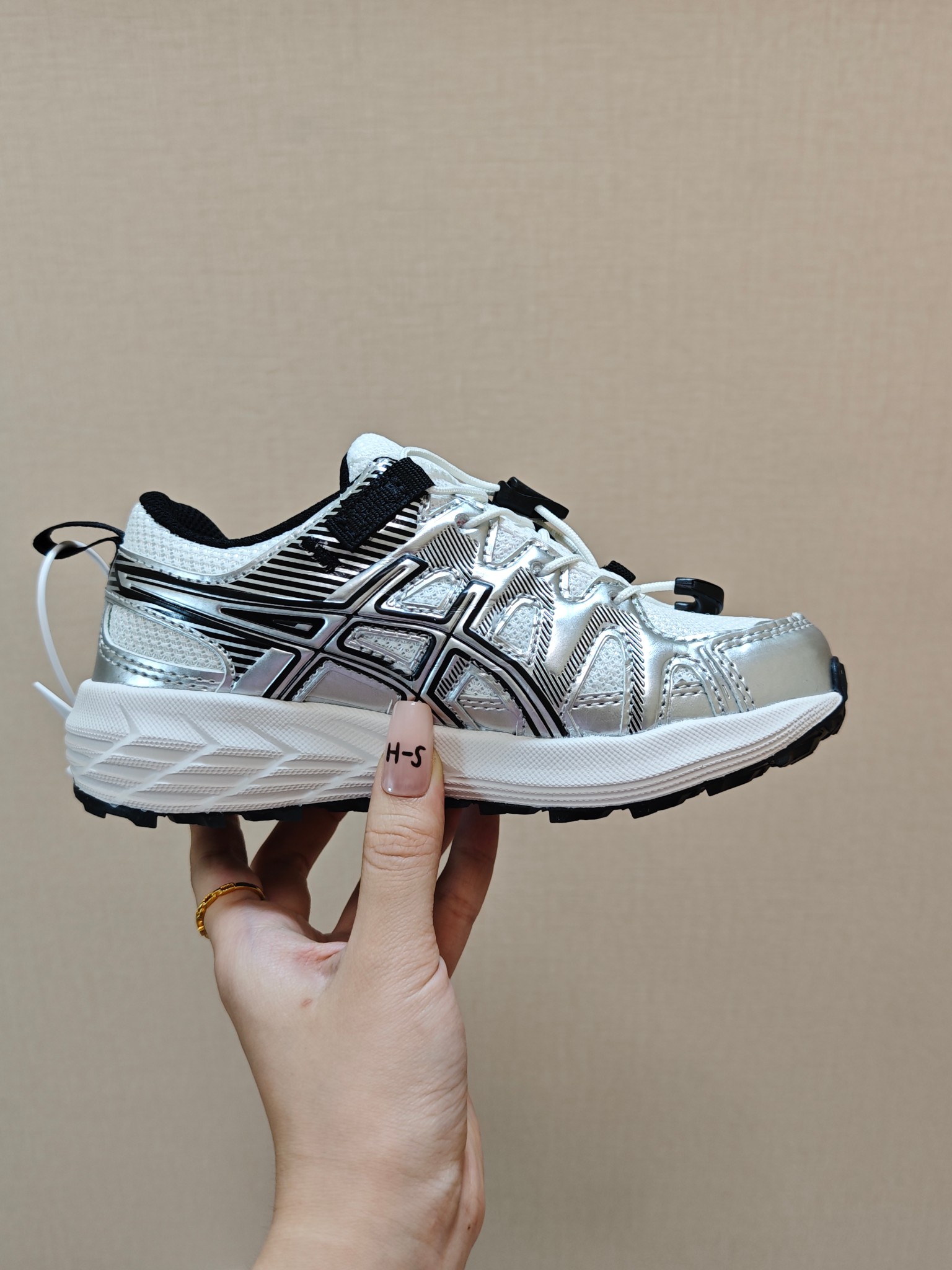 图片[3]-ASICS亚瑟士童鞋GEL-SONOMA FE儿童夏季户外徒步登山鞋 ❤️ 尺码：27-39 松紧带调节方便！好穿又好搭真的没话说，轻量还舒适透气，橡胶大底走路也很稳很扎实，好穿又时髦。-选品中心