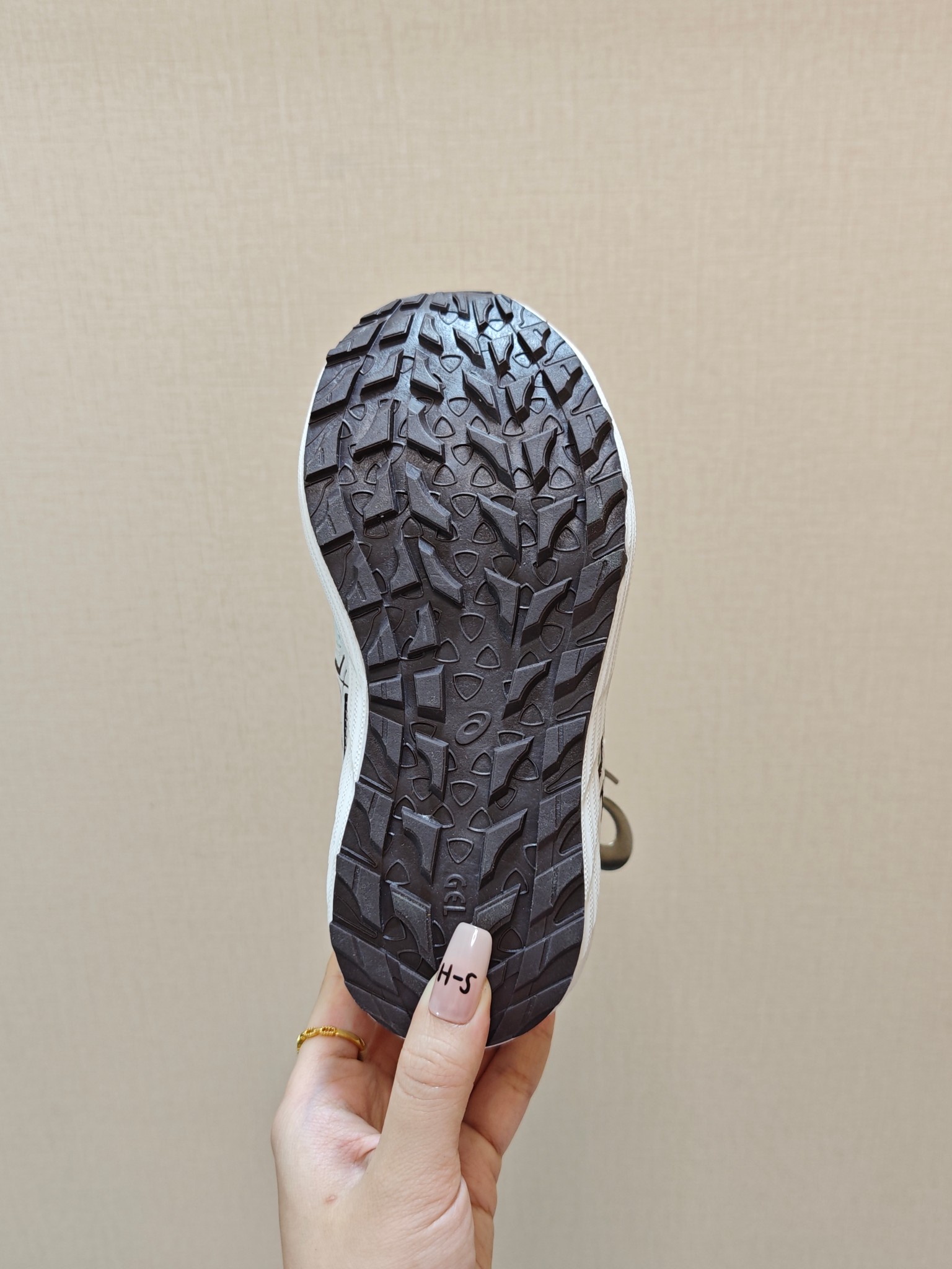 图片[6]-ASICS亚瑟士童鞋GEL-SONOMA FE儿童夏季户外徒步登山鞋 ❤️ 尺码：27-39 松紧带调节方便！好穿又好搭真的没话说，轻量还舒适透气，橡胶大底走路也很稳很扎实，好穿又时髦。-选品中心