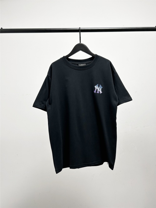 MLB New York Yankees Colorful Logo Tee - Premium Cotton, Comfortable Fit 1 MLB New York Yankees Colorful Logo Tee – Premium Cotton, Comfortable Fit