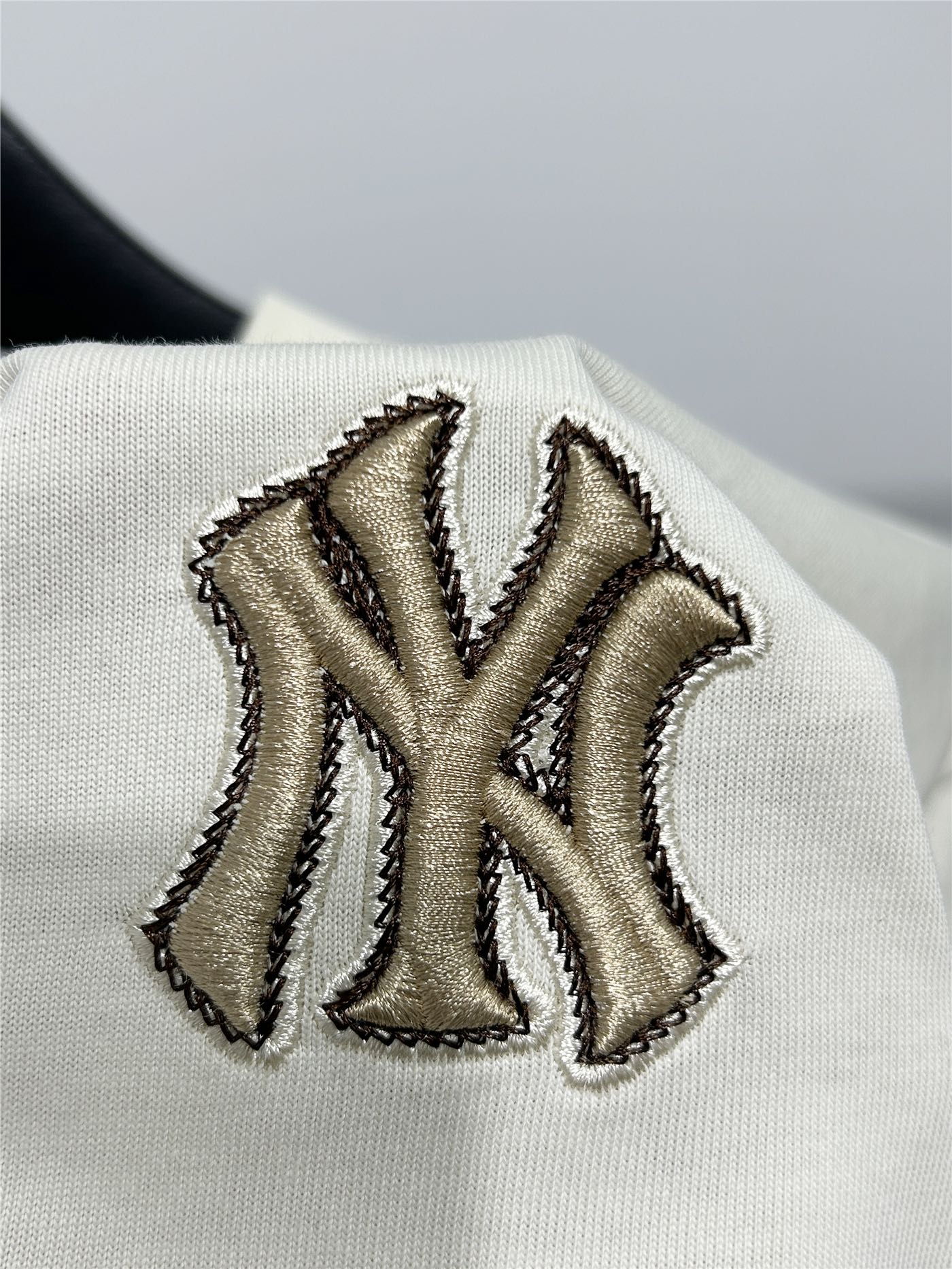MLB New York Yankees Camiseta de manga corta con logo grande estampado en la espalda 7 i1740160774 3431 1