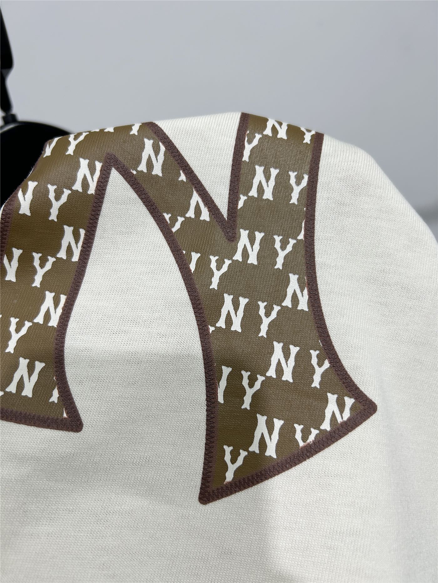 MLB New York Yankees Camiseta de manga corta con logo grande estampado en la espalda 6 i1740160775 9347 5