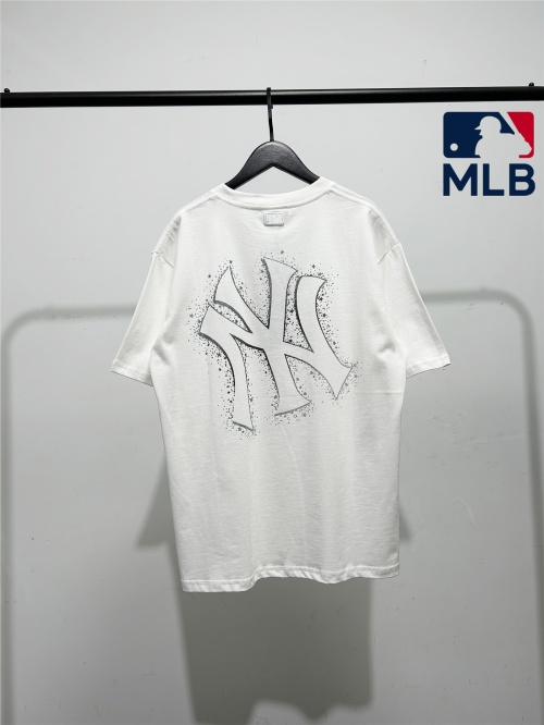 MLB New York Yankees Graphic Print Short Sleeve T-Shirt for Men and Women 1 MLB New York Yankees Graphic Print Short Sleeve T-Shirt for Men and Women