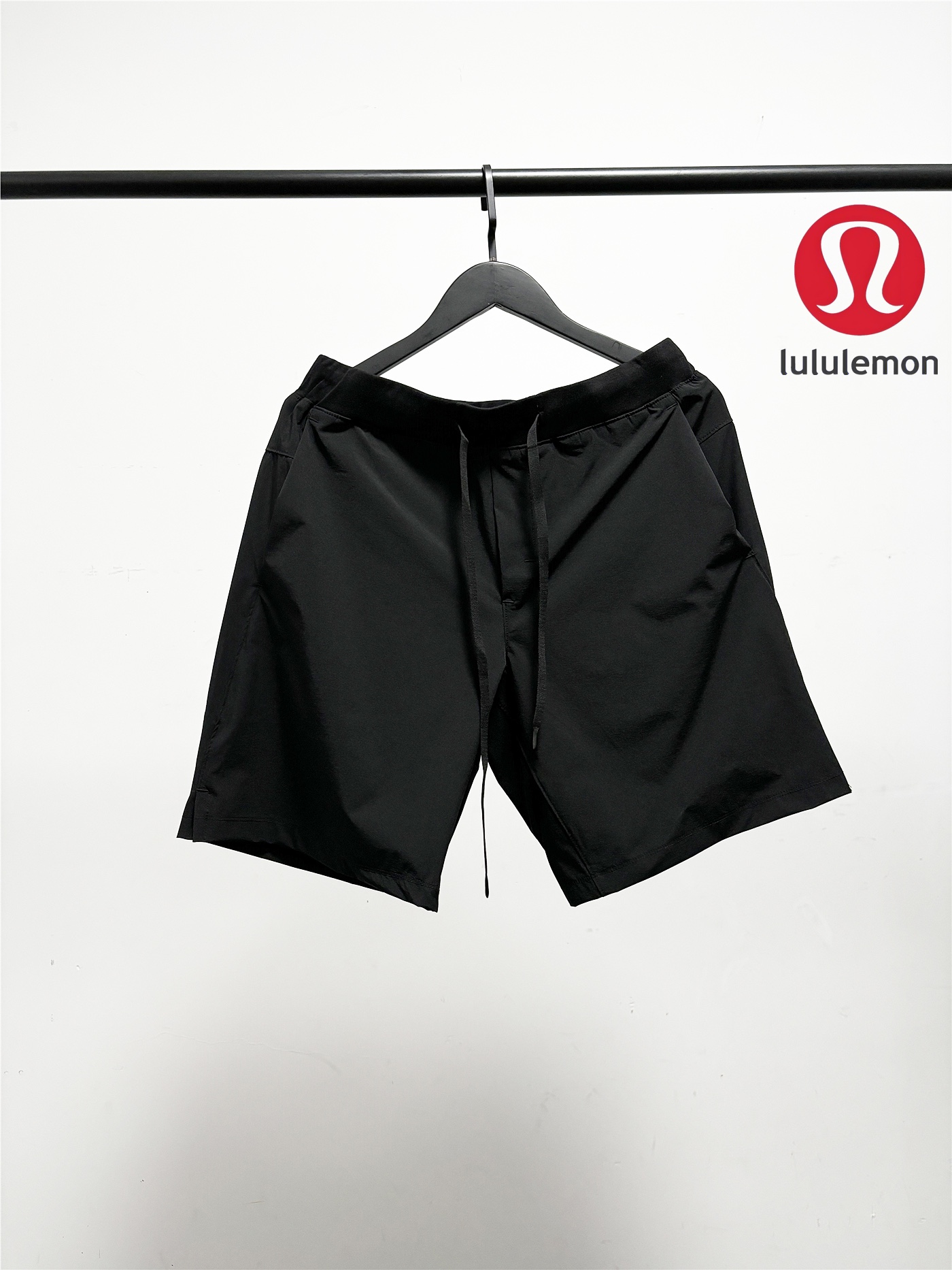 Lululemon Zeroed Men's Outdoor Quick-Dry Training Shorts - Lightweight & Breathable