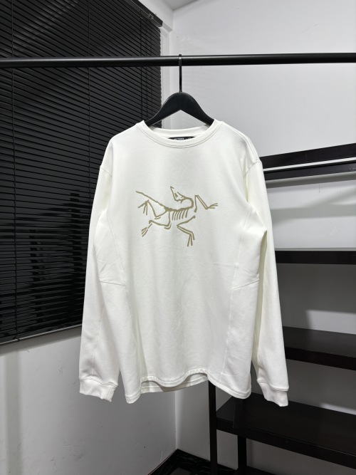Arc'teryx Long Sleeve Bird Tile T-Shirt - Quick Dry, Fleece-Lined Top 1 Arc'teryx Long Sleeve Bird Tile T-Shirt - Quick Dry, Fleece-Lined Top