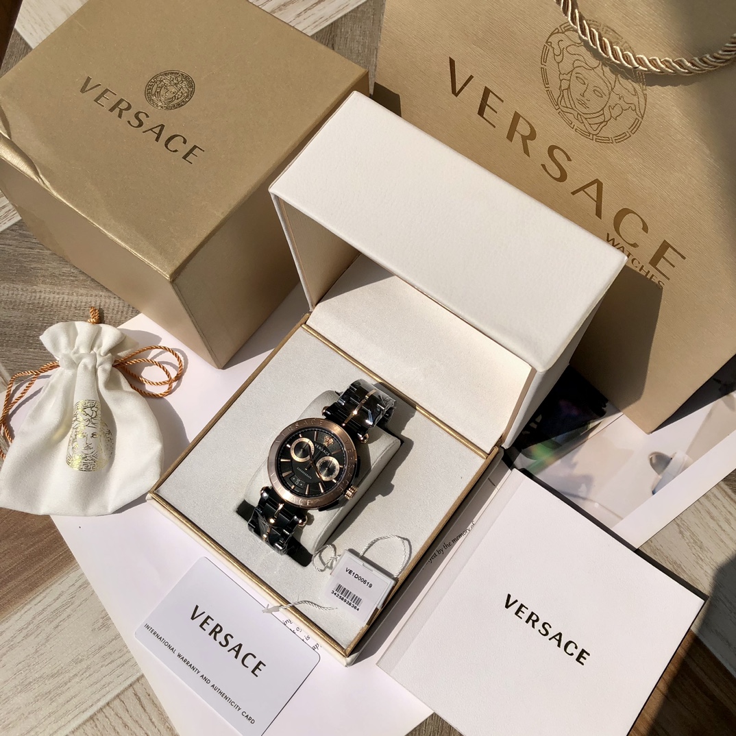 Часы Versace
