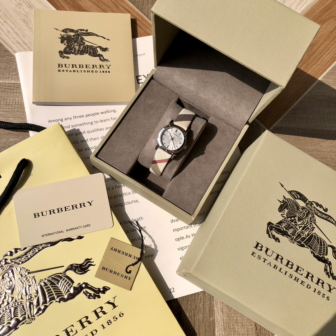 Часы Burberry