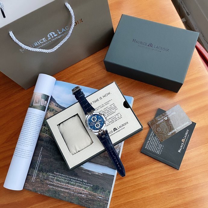 NO:151012,Full set of packaging and support inspection. Swiss old brand Aimee launched a new AIKNO series chronograph watch, equipped with Swiss ETA quartz movement, 44mm diameter, 11mm thickness, sapphire crystal watch mirror, the case is made of stainless steel, the dial is matched with black radiation patterns, and the large second red needle is embellished. The craftsmanship of the snail pattern chronograph and round matte are also ringed. The stainless steel is exquisite, the three-eye 7-pin dial design, the folding buckle is made of fish scale patterns, the high-end watch is meticulous, the authenticity is guaranteed, the goods are understood and the details are not large. With a full set of original packaging and handbags, it is high-end for people to use, aikon19860909全套包装 支持验货 瑞士老品牌艾美推出全新AIKNO系列计时腕表,搭载瑞士ETA石英机芯,44mm表径,11mm厚度 蓝宝石水晶表镜,表壳采用精钢材质,表盘搭配黑色放射饰纹,大秒红色针点缀,极为工艺精湛,蜗形花纹计时盘和圆形磨砂还圈.精钢精湛工艺,三眼7针表盘设计,折叠表扣内打鱼鳞纹 高级腕表的细致 正品保障,懂货看细节 数量不多 带全套原厂包装配手提袋,送人自用都高大上,,aikon,Watch