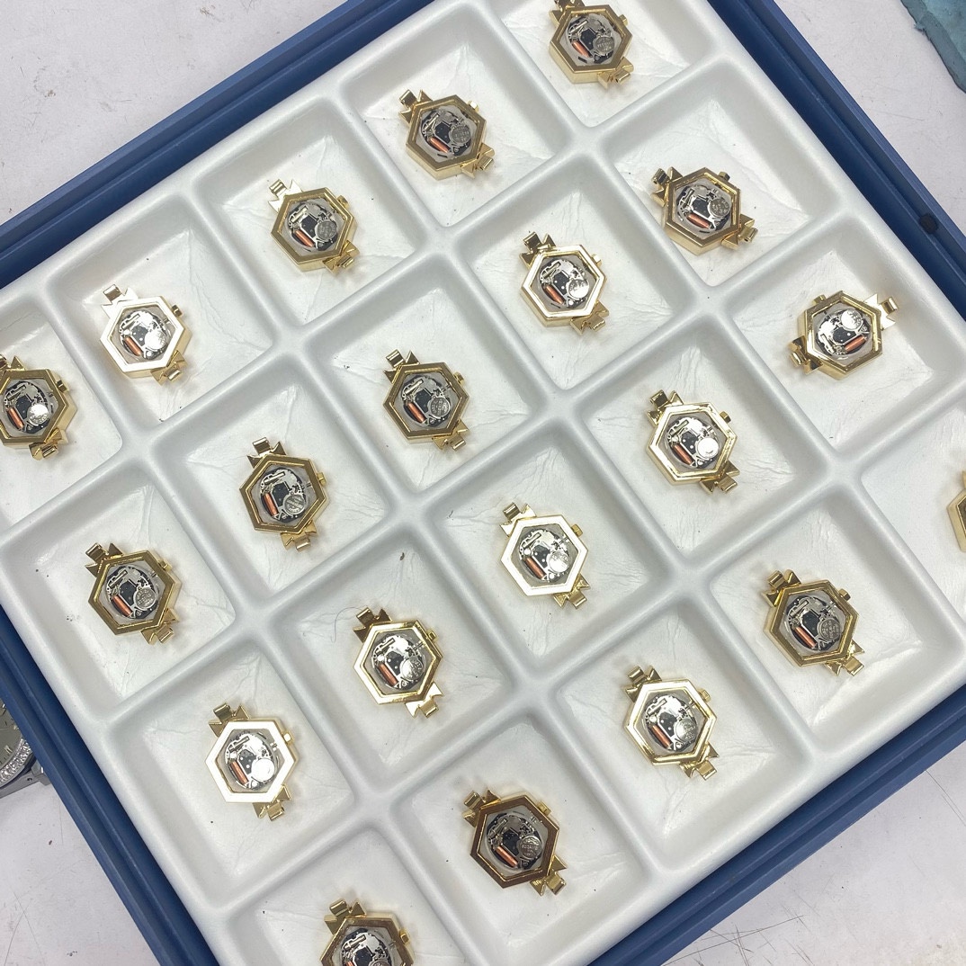 NO:157161,Every accessory and detail is so exquisite and perfect,19860909每一个配件和细节都是如此精致和完美,,Watch