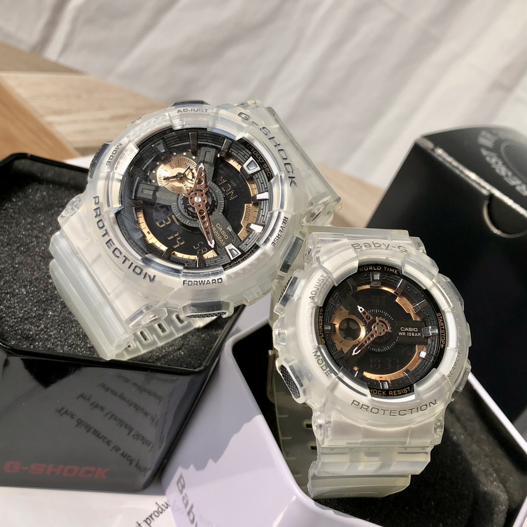 批💰80配盒
卡西欧情侣款美美哒，卡西欧‮侣情‬款式！男‮外款‬径52尺寸。女款43尺寸 卡西‮热欧‬卖款GA-110 原‮抬单‬手灯卡西欧G-SHOCK--经典‮震防‬表盘设计⚡原单‮货现‬秒发，秒表计‮功速‬能⌛防震📣防磁💥200米防水🏊48个城‮时市‬间📲倒计时⏳闹钟⏰全自动‮历日‬等多样强大功能，情侣必备！