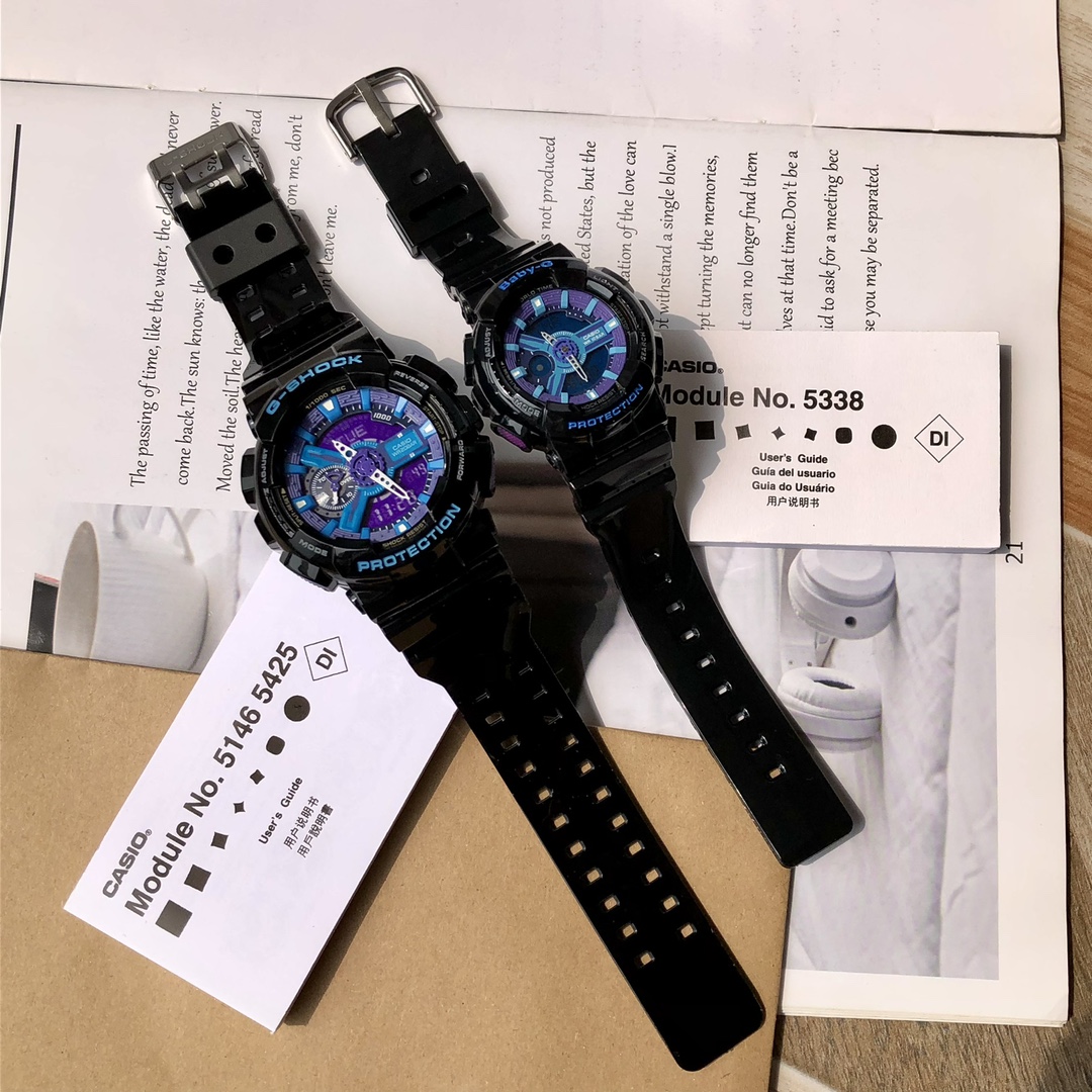 批💰80配盒
卡西欧情侣款美美哒，卡西欧‮侣情‬款式！男‮外款‬径52尺寸。女款43尺寸 卡西‮热欧‬卖款GA-110 原‮抬单‬手灯卡西欧G-SHOCK--经典‮震防‬表盘设计⚡原单‮货现‬秒发，秒表计‮功速‬能⌛防震📣防磁💥200米防水🏊48个城‮时市‬间📲倒计时⏳闹钟⏰全自动‮历日‬等多样强大功能，情侣必备！