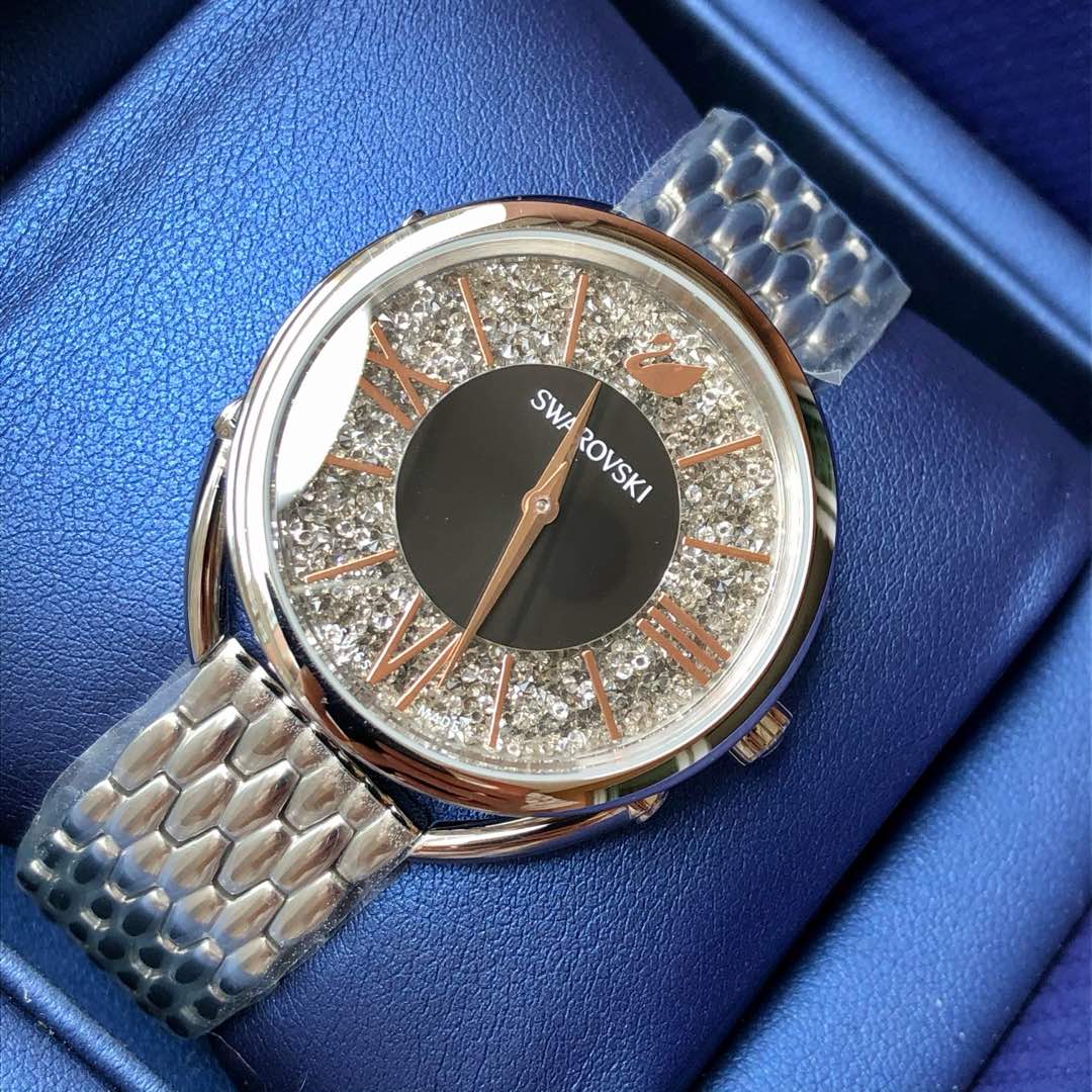 Часы Swarovski
