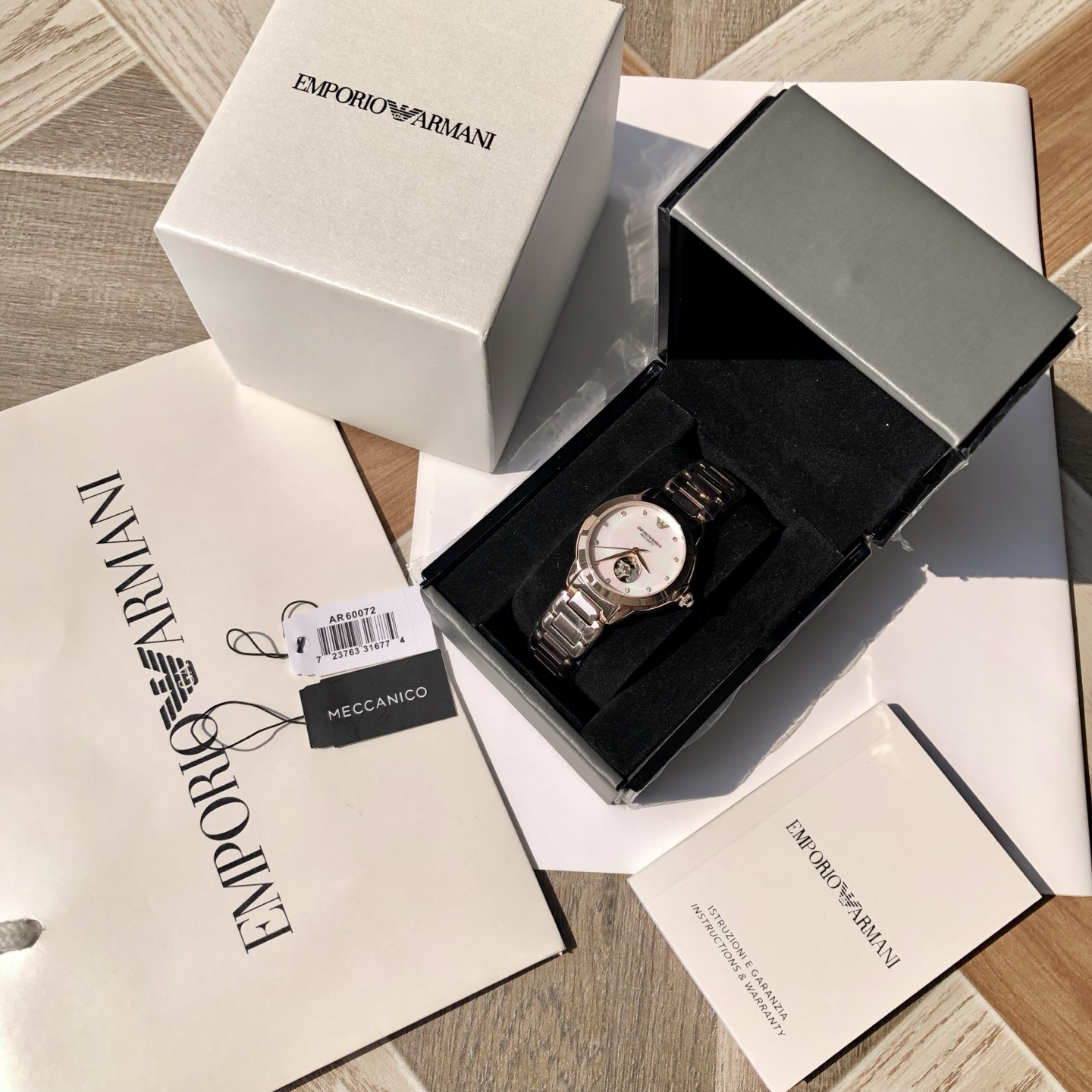 Часы Armani