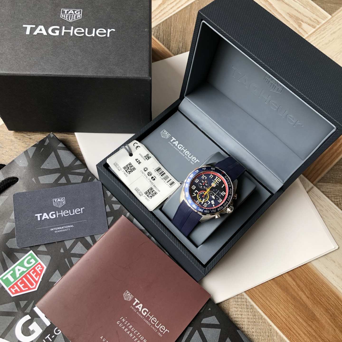 “Tagheuer Taghauer 2185 Swiss Stone Core Calendar Watch Worth $10,000”