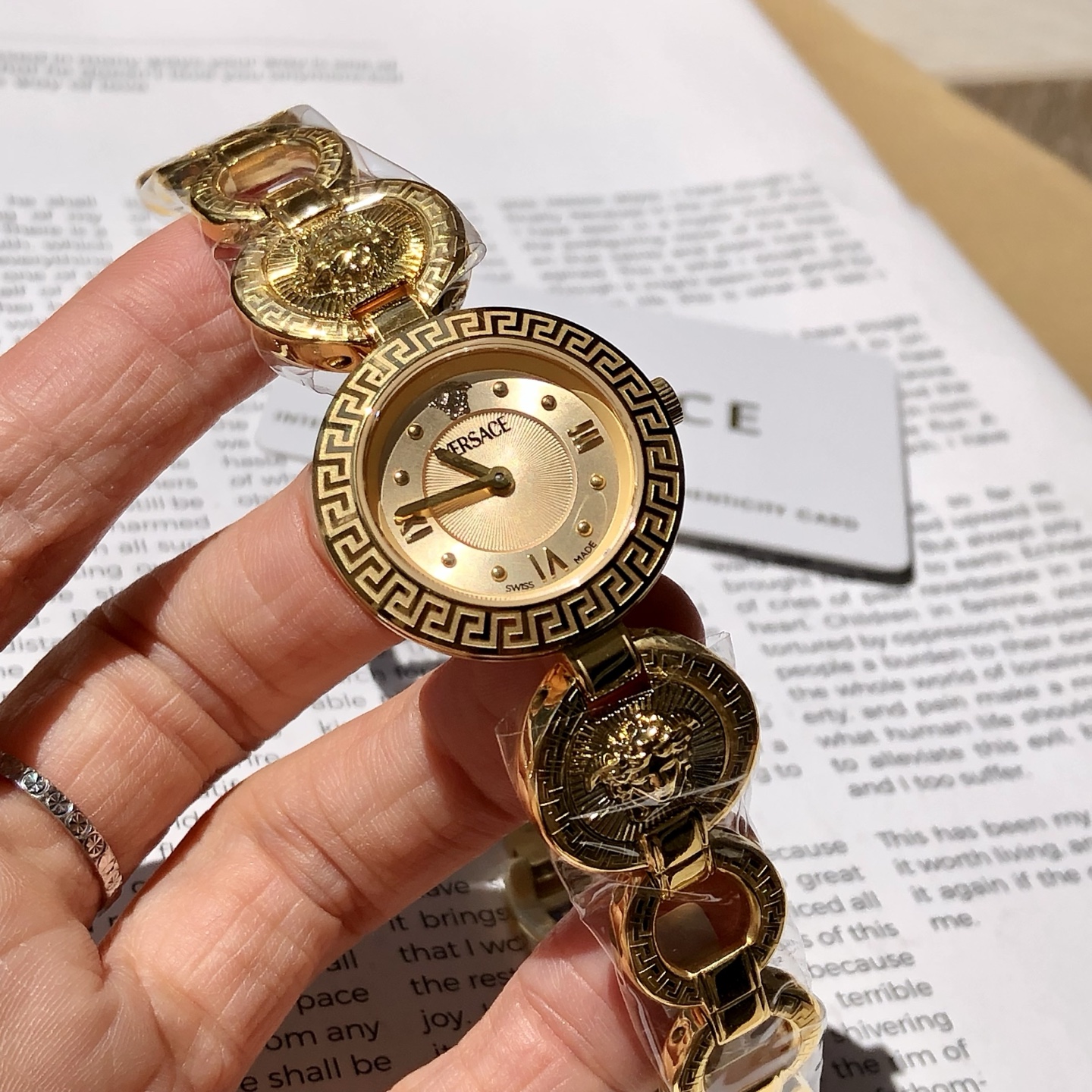 NO:386317,1 rich gold Versace, versace19860909款1富贵金 范思哲,,versace,Watch