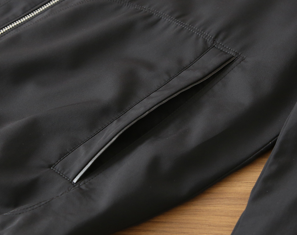 🌾TF汤姆福特2026早春新款立领夹克外套，众多明星都爱穿的时尚百搭单品！喜欢经典简约的朋友,一定不能错