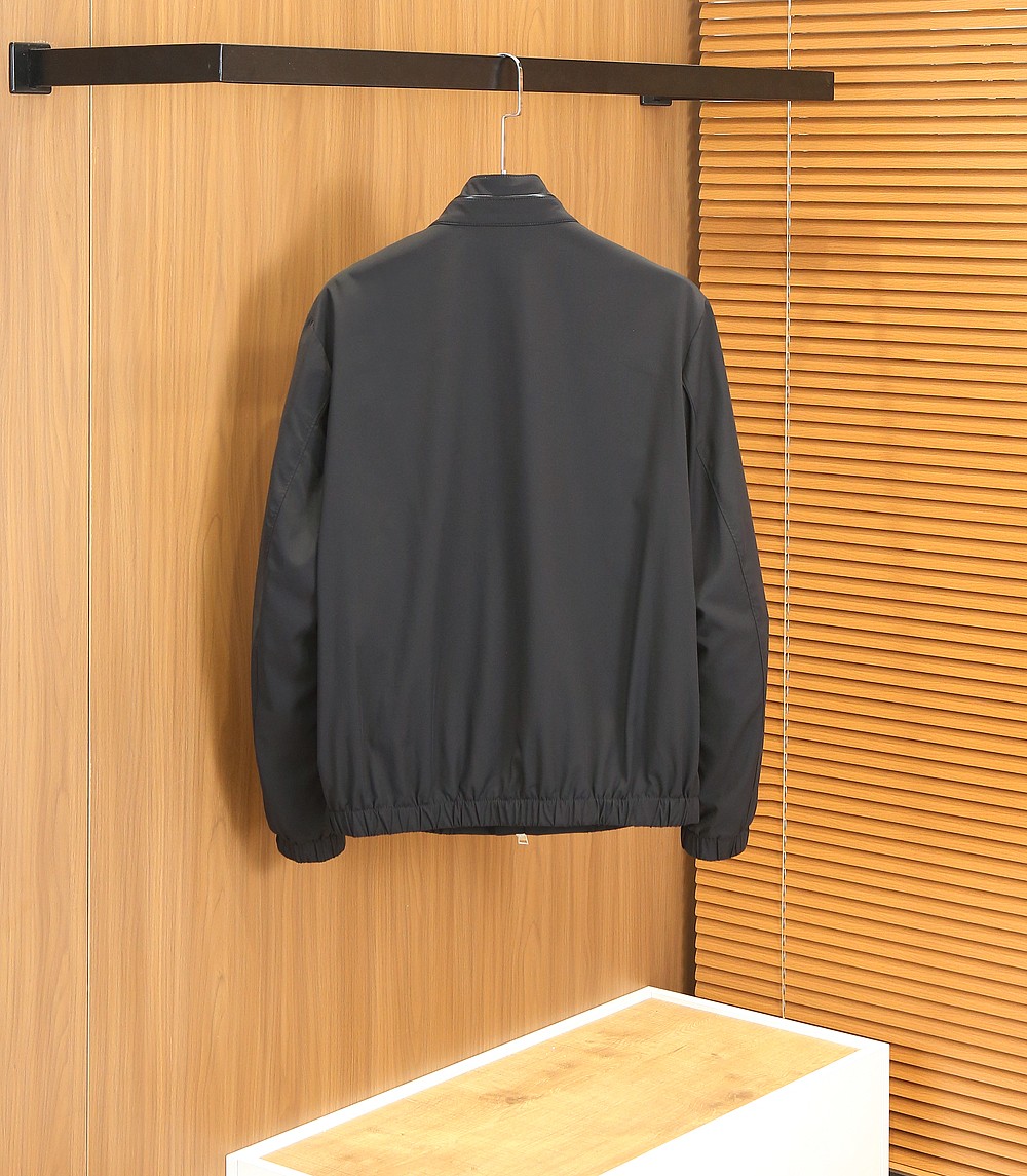 🌾TF汤姆福特2026早春新款立领夹克外套，众多明星都爱穿的时尚百搭单品！喜欢经典简约的朋友,一定不能错