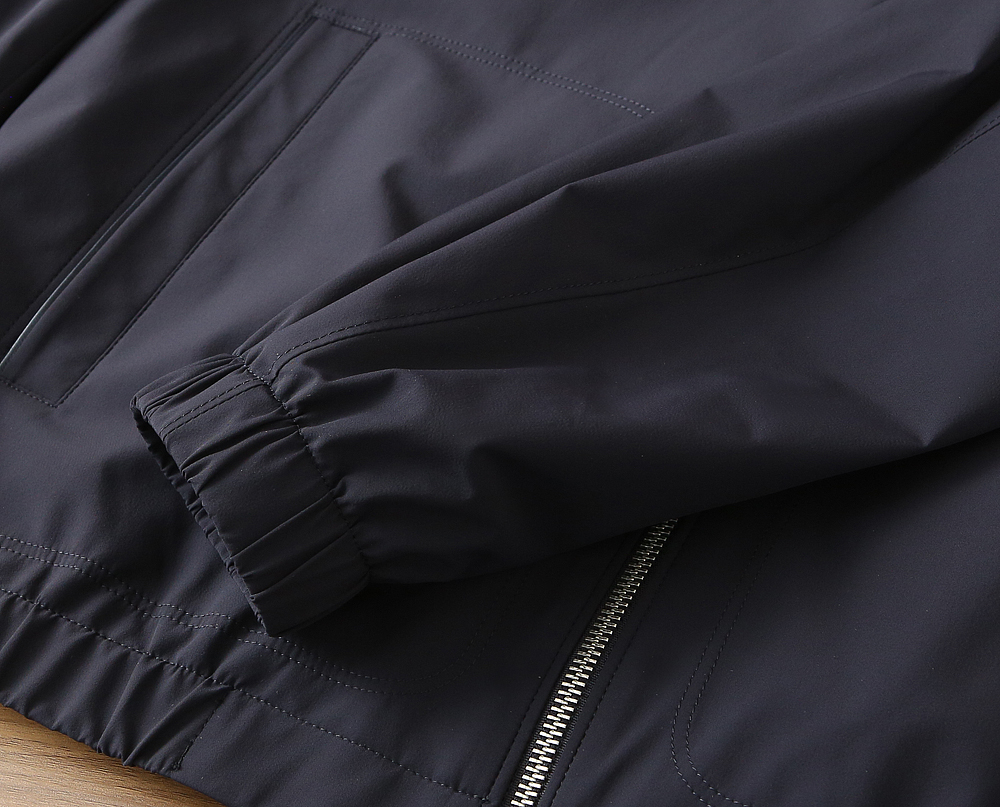 🌾TF汤姆福特2026早春新款立领夹克外套，众多明星都爱穿的时尚百搭单品！喜欢经典简约的朋友,一定不能错